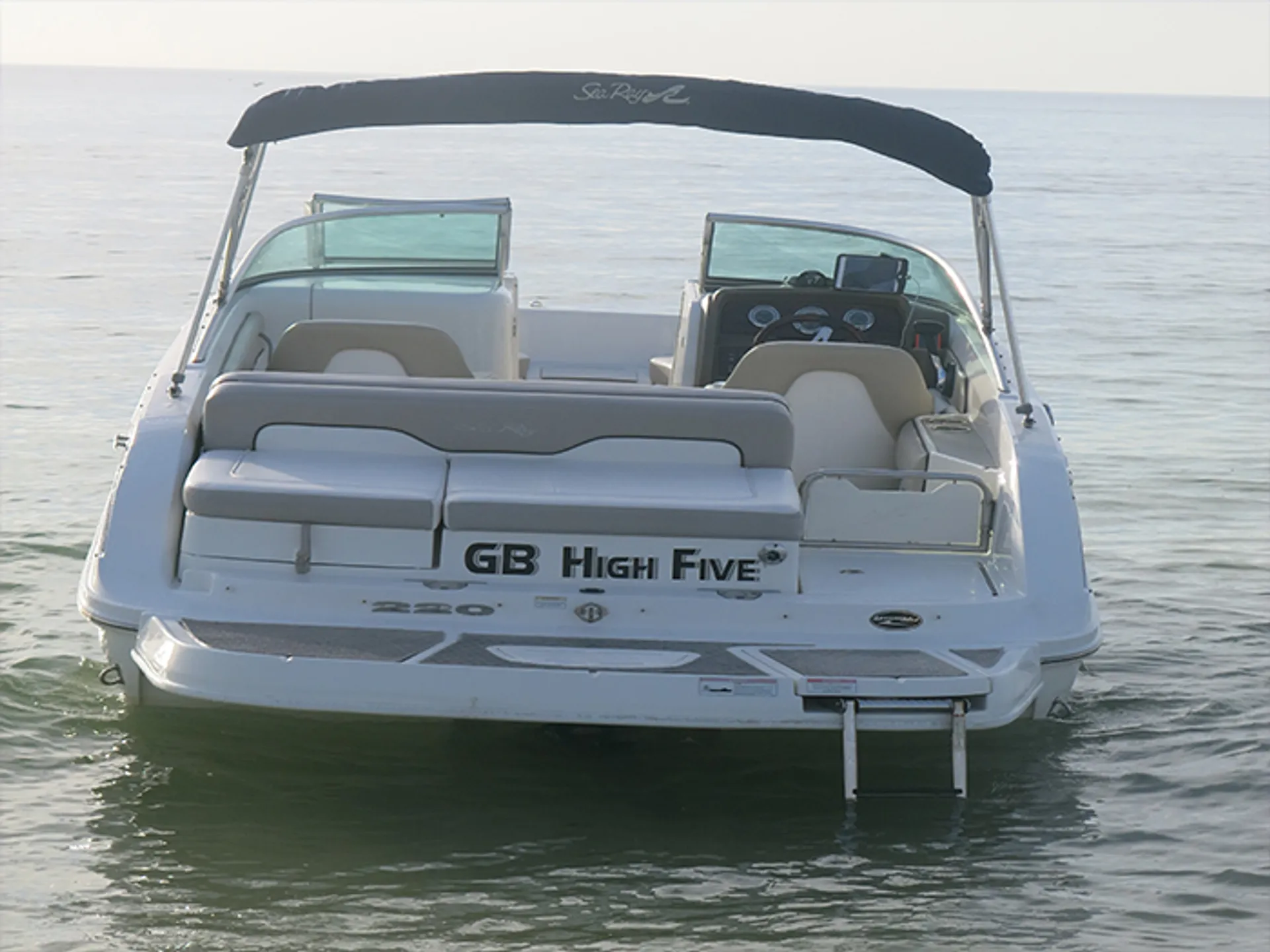 Sea Ray Boats 220 Sundeck  in Cape Coral, FL — photo 8