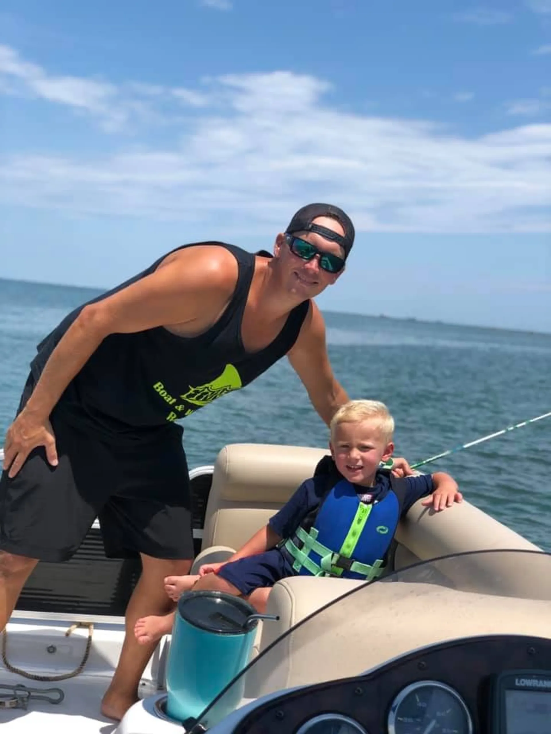 20' Hurricane - Perfect for family fun and Fish! 