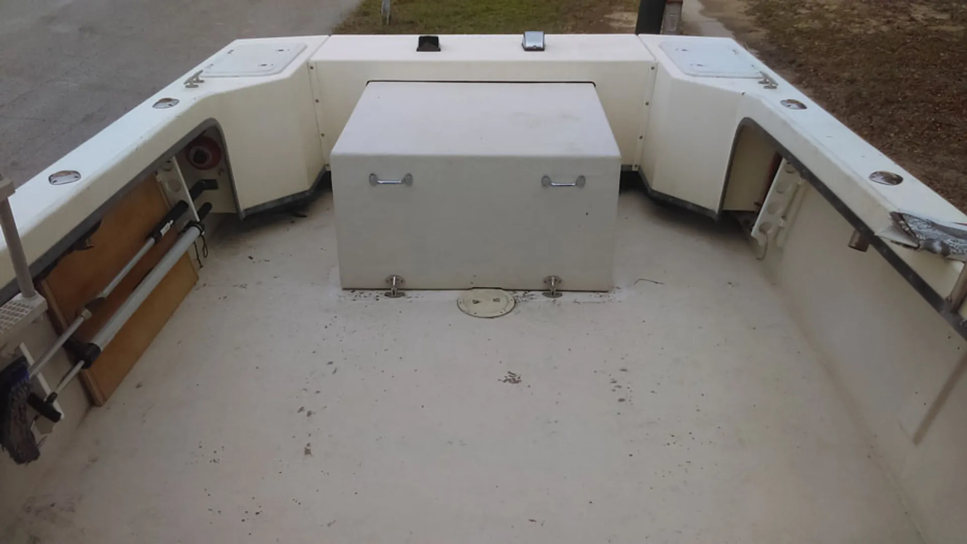 May-Craft Boats 2550 Cabin in Hudson, FL — photo 4