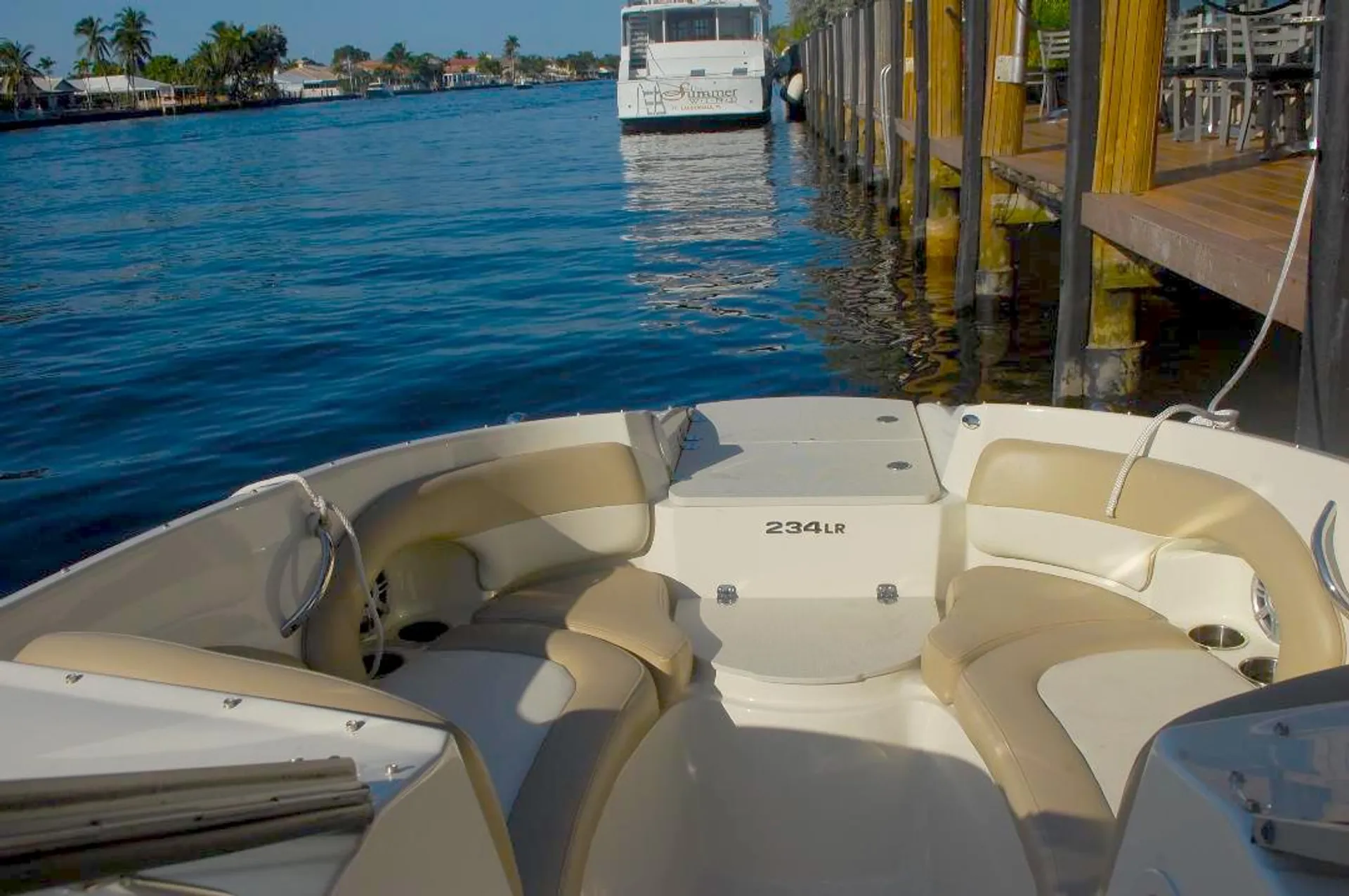Stingray Boats 234LR  in Fort Lauderdale, FL — photo 9