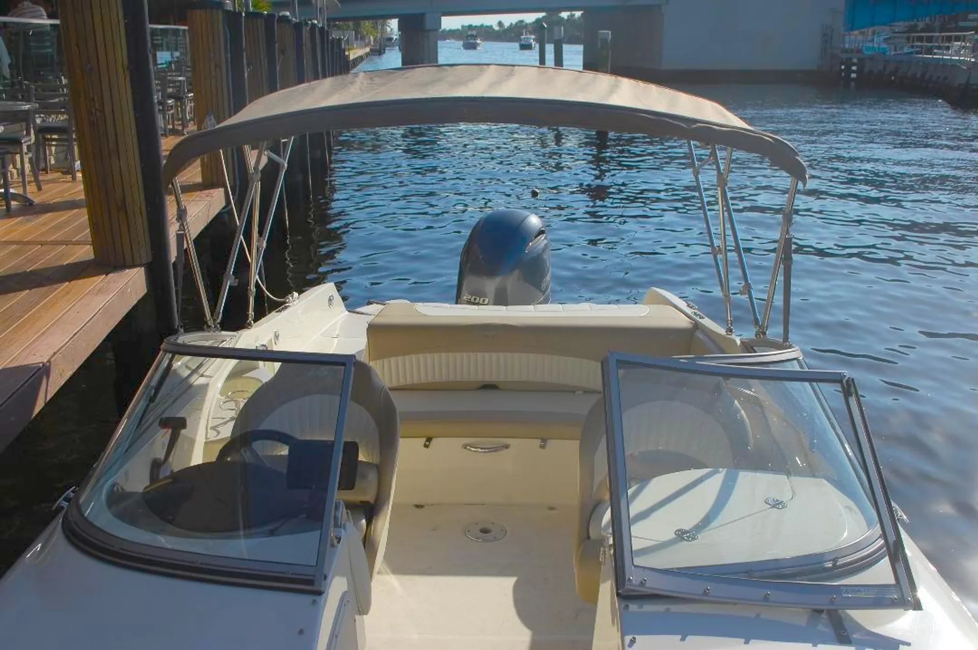 Stingray Boats 234LR  in Fort Lauderdale, FL — photo 5