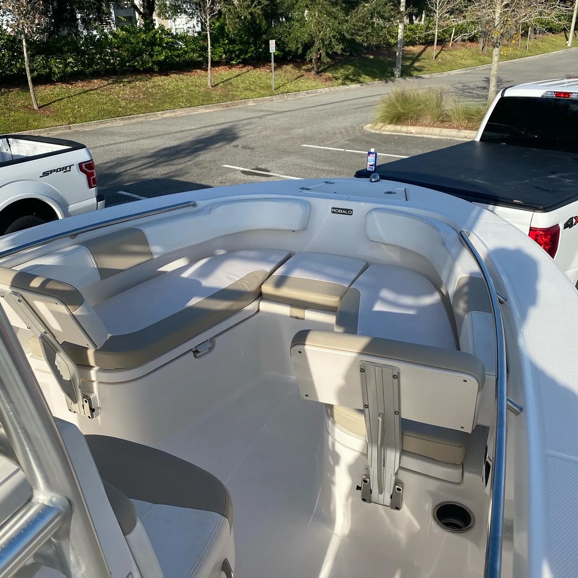 Robalo R200 CC w/F150XA  in Davenport, FL — photo 5