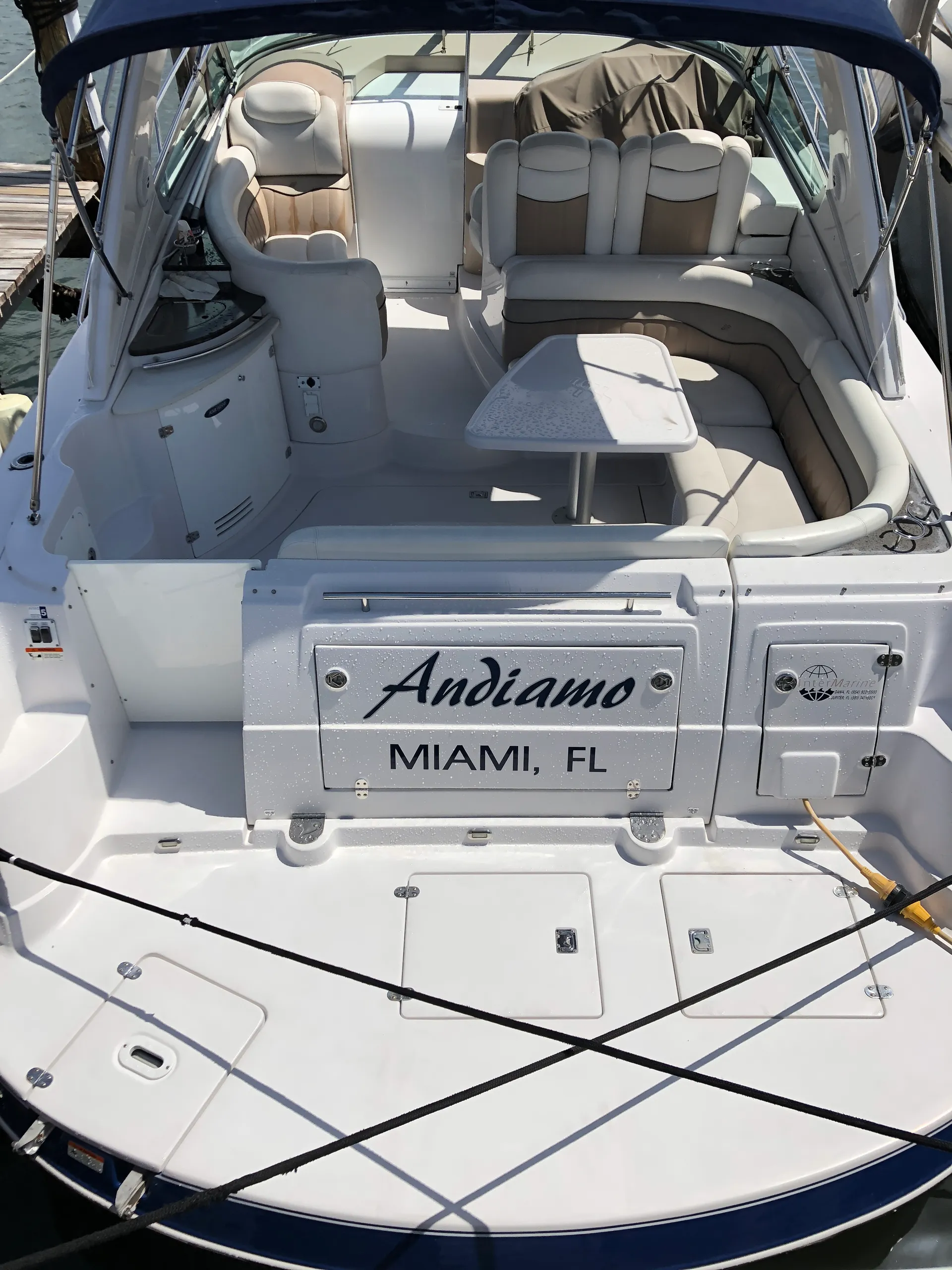 Four Winns Boats 348 Vista in Miami, FL — photo 3