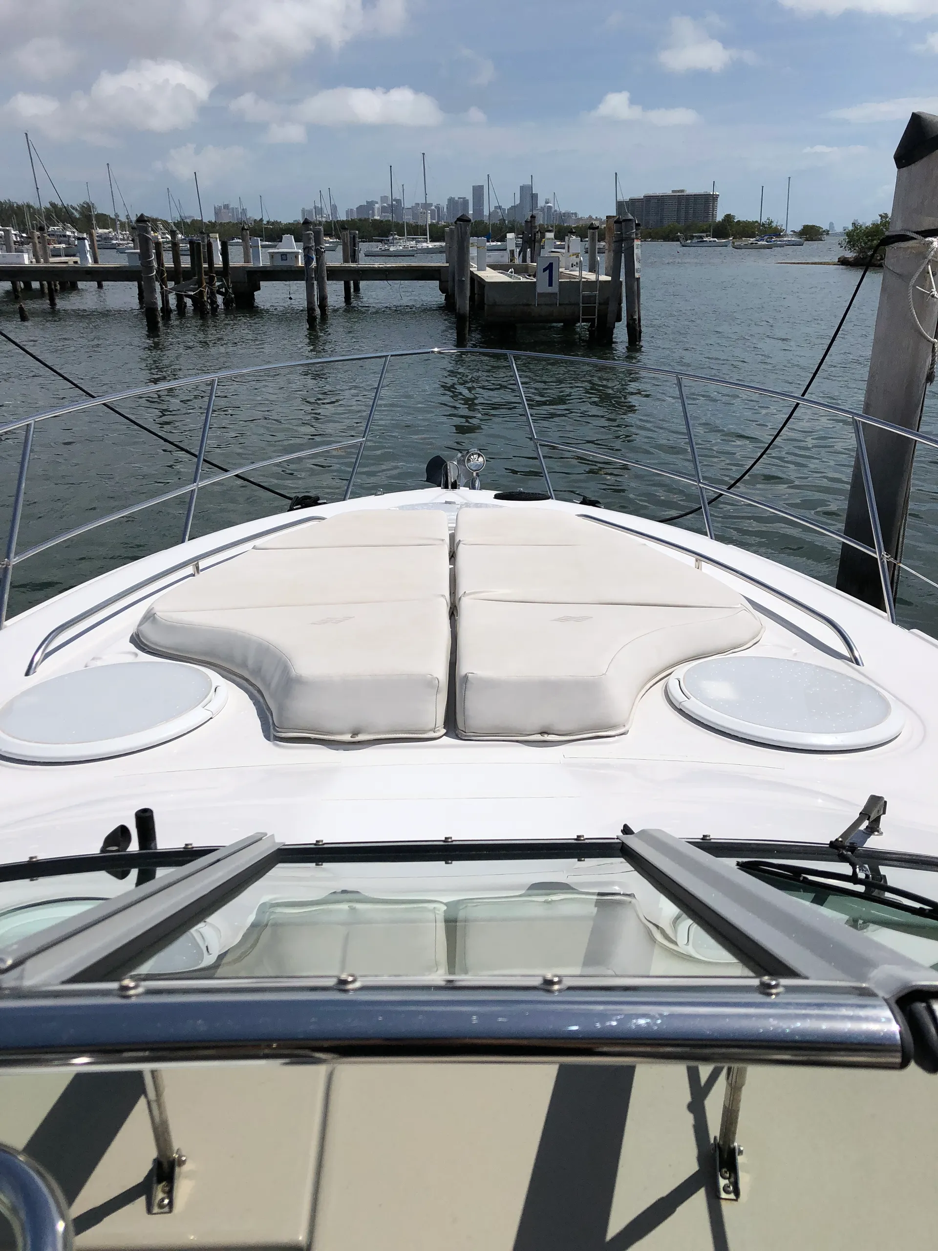 Four Winns Boats 348 Vista in Miami, FL — photo 7