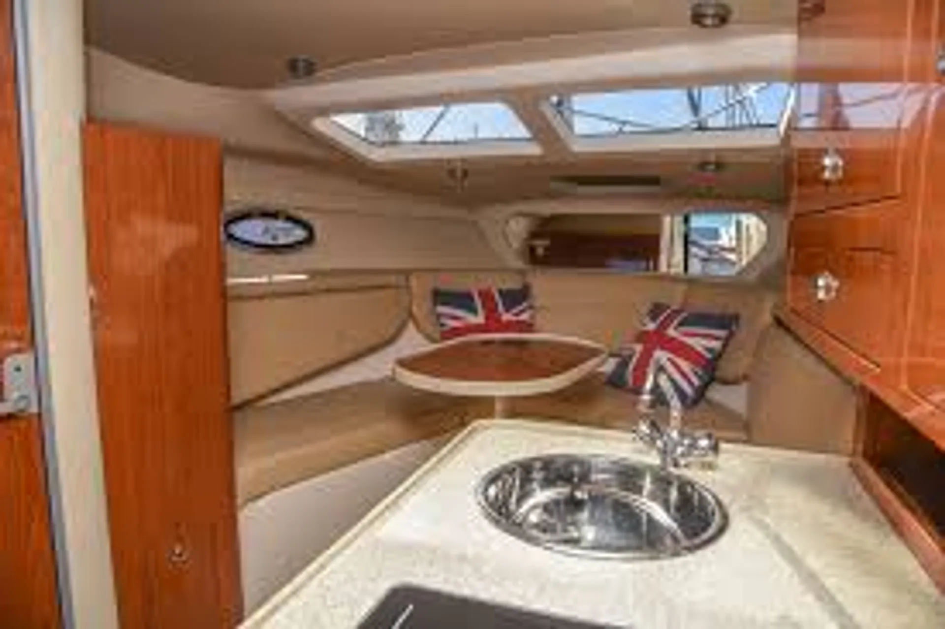 Regal Boats 2860 Window Express in Jacksonville, FL