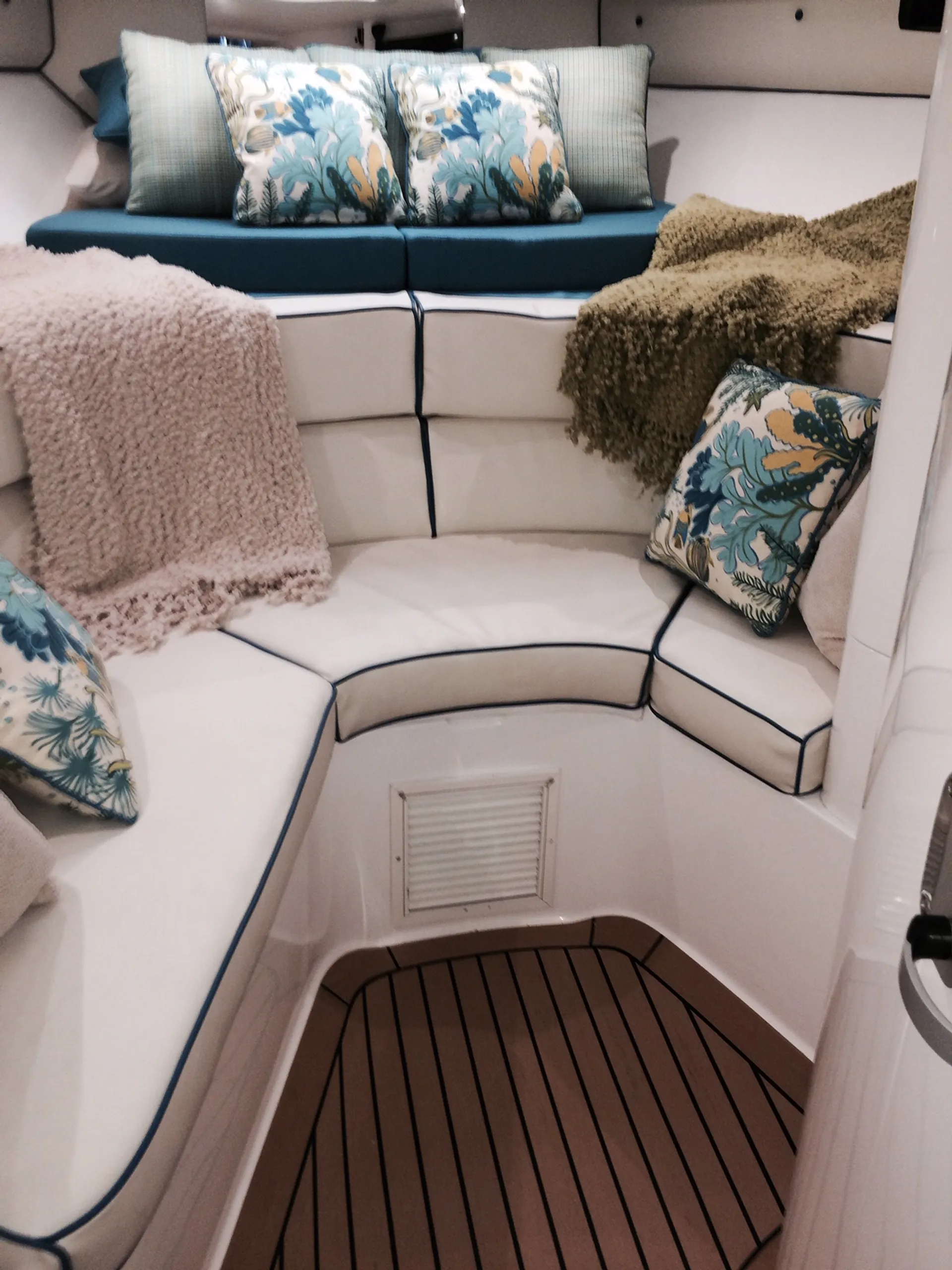 Intrepid Powerboats 370 Cuddy in Boca Raton, FL — photo 4