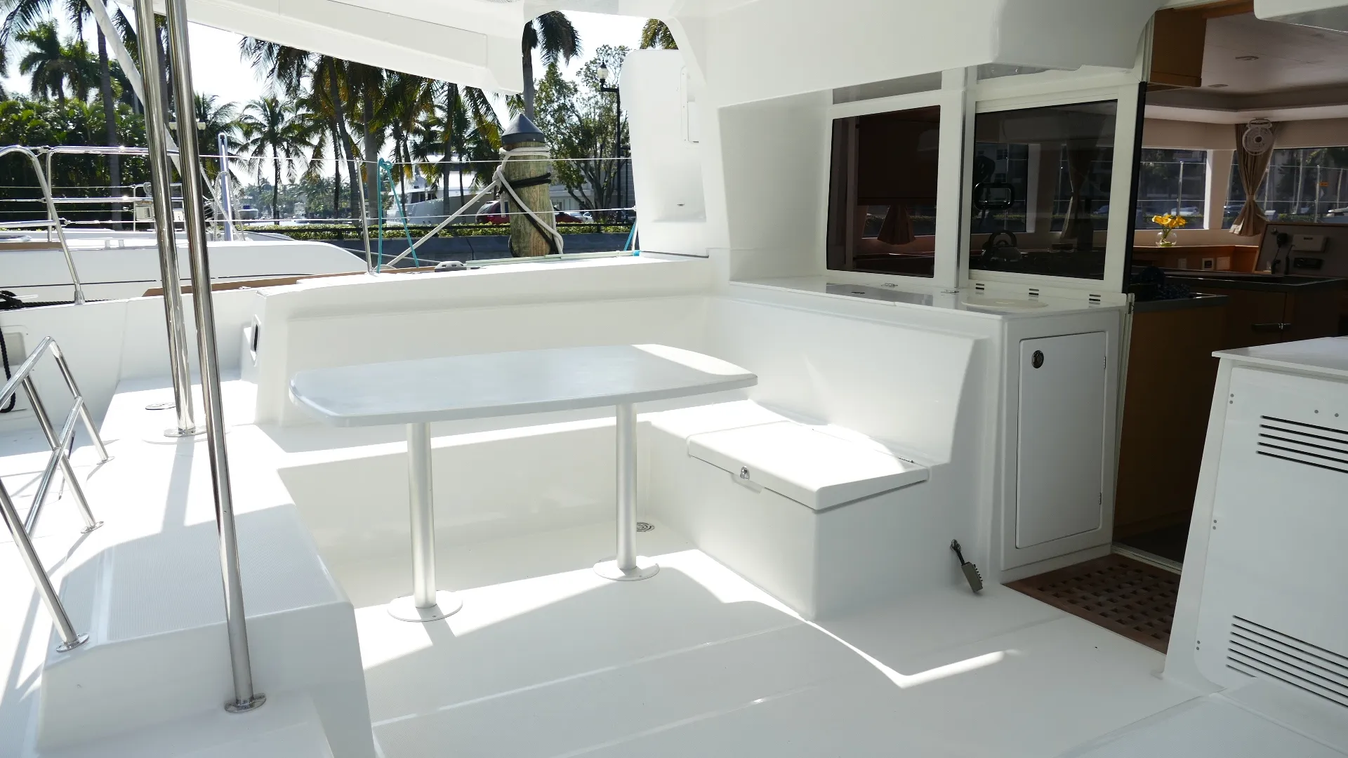 Lagoon Catamaran 450 Sailing Cat - Owner Edition in Fort Lauderdale, FL — photo 5