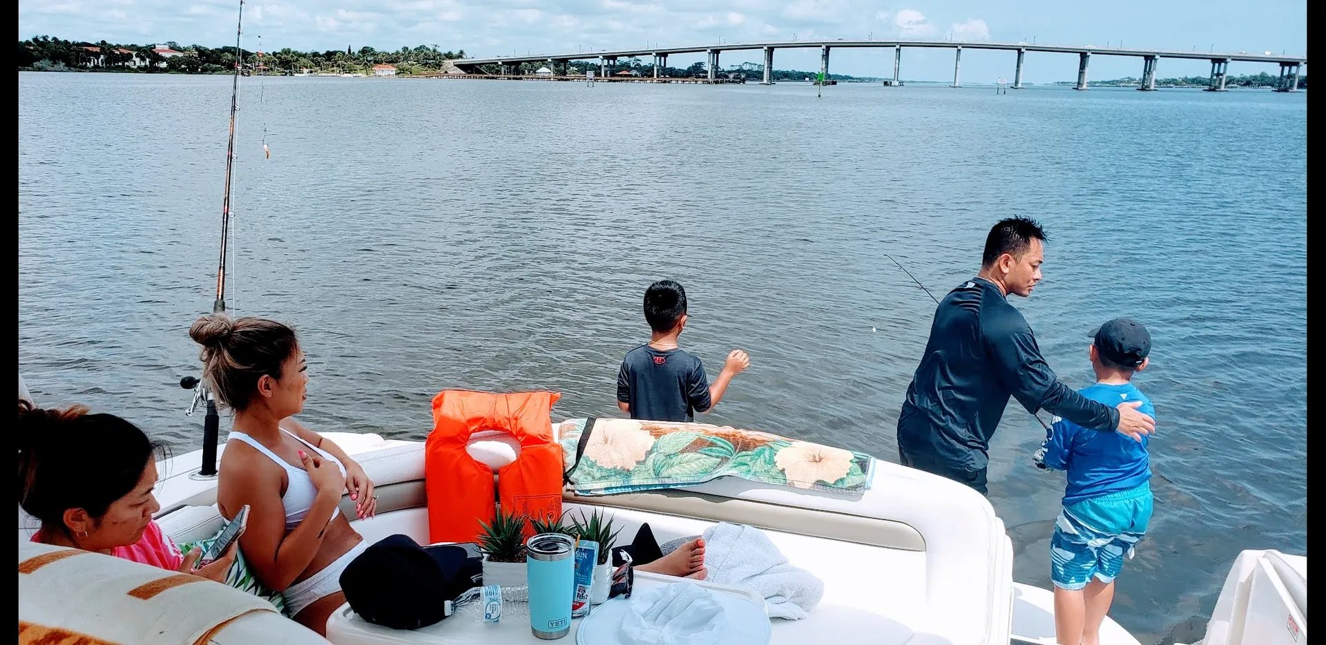 Charter this 36' Sea Ray Sport Yacht Today!