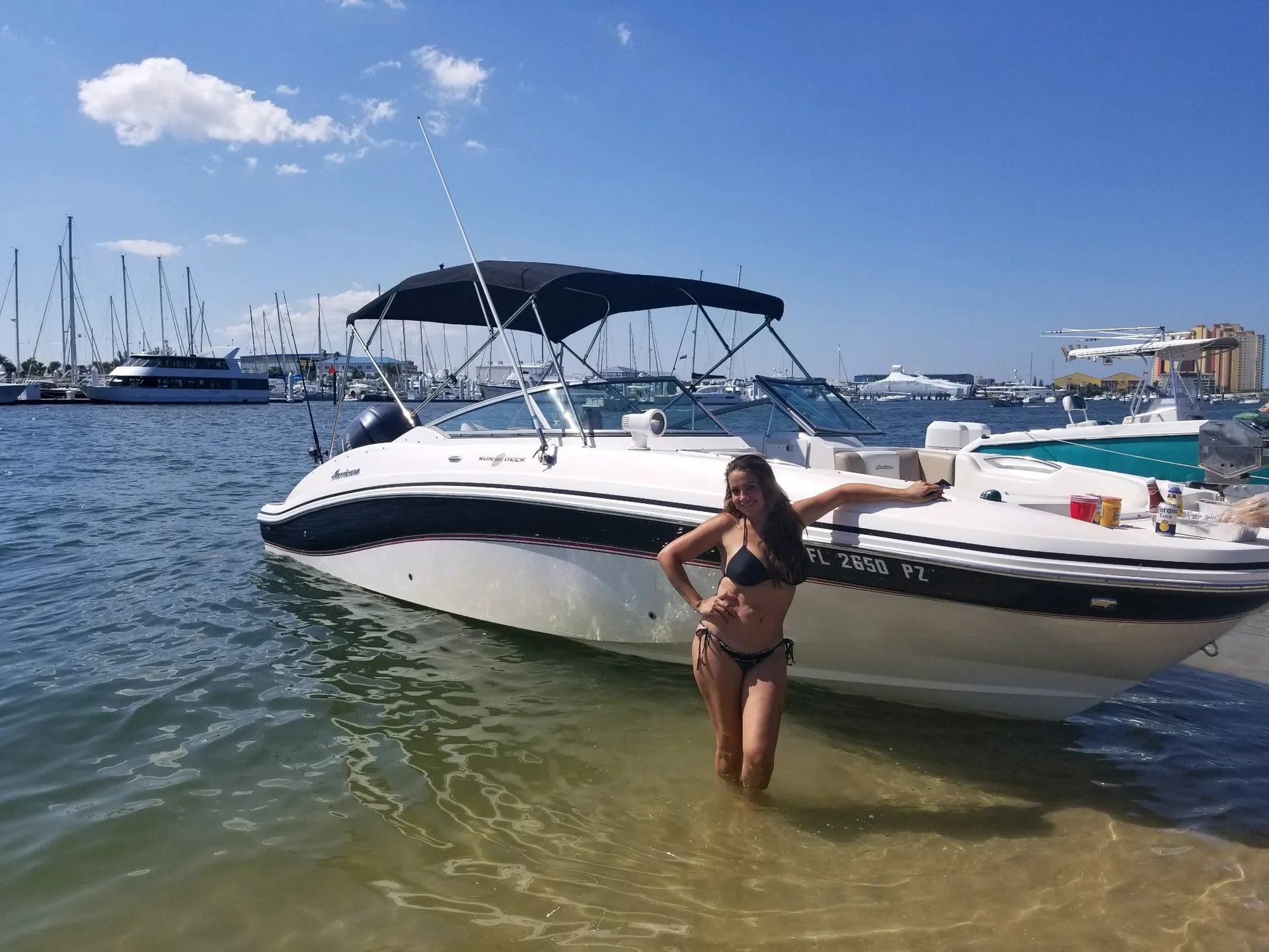 Hurricane Boats SD 2700 w/F300XCA in Margate, FL — photo 2