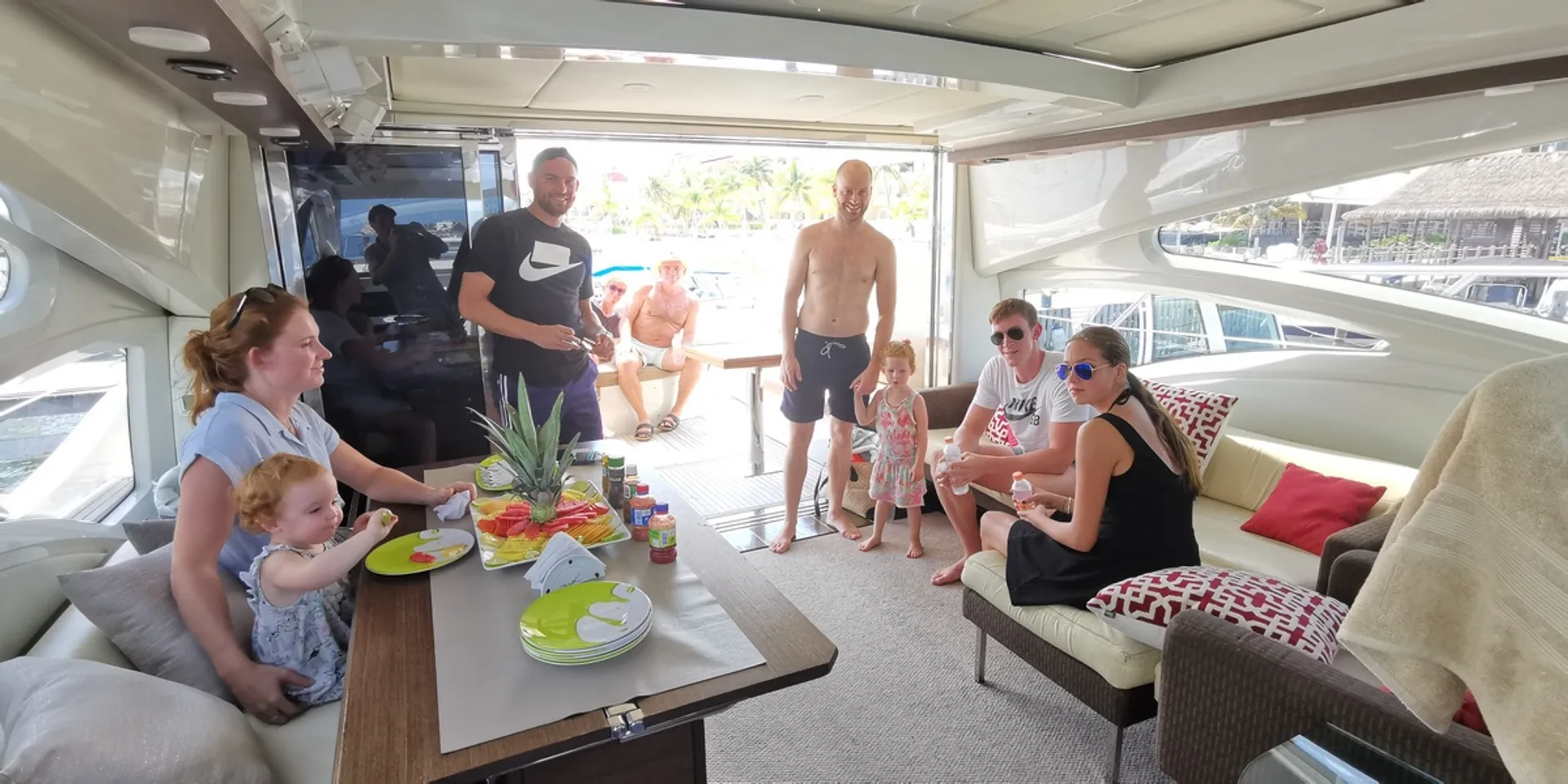 Azimut Yachts 68 Plus in Cancún, Q.R. — photo 7