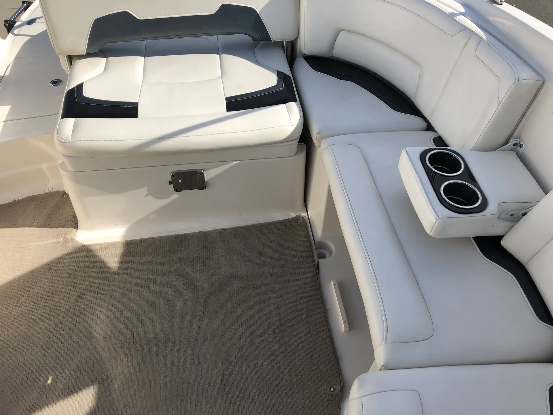 Monterey Boats FSX 254 Explorer in Newport Beach, CA — photo 9