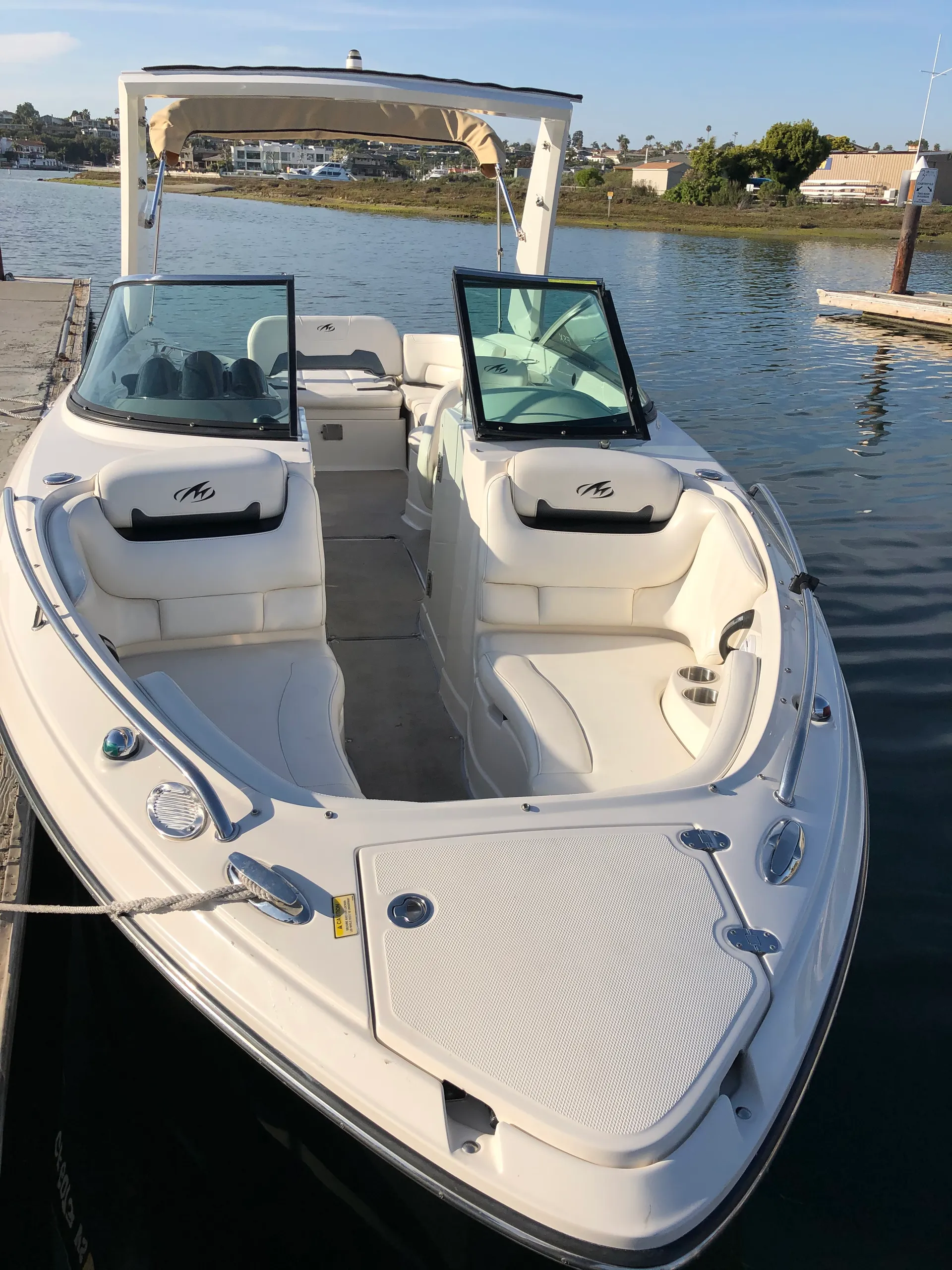 Monterey Boats FSX 254 Explorer in Newport Beach, CA — photo 6