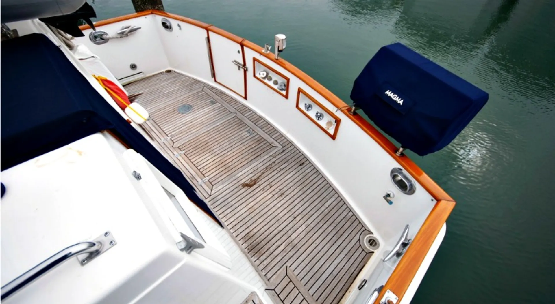 Grand Banks Heritage 46 CL in Bellingham, WA — photo 3