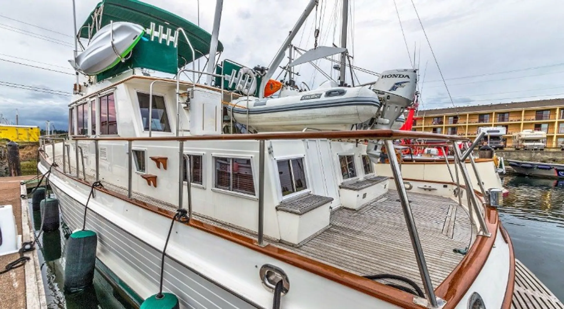 Grand Banks Heritage 46 CL in Bellingham, WA — photo 2