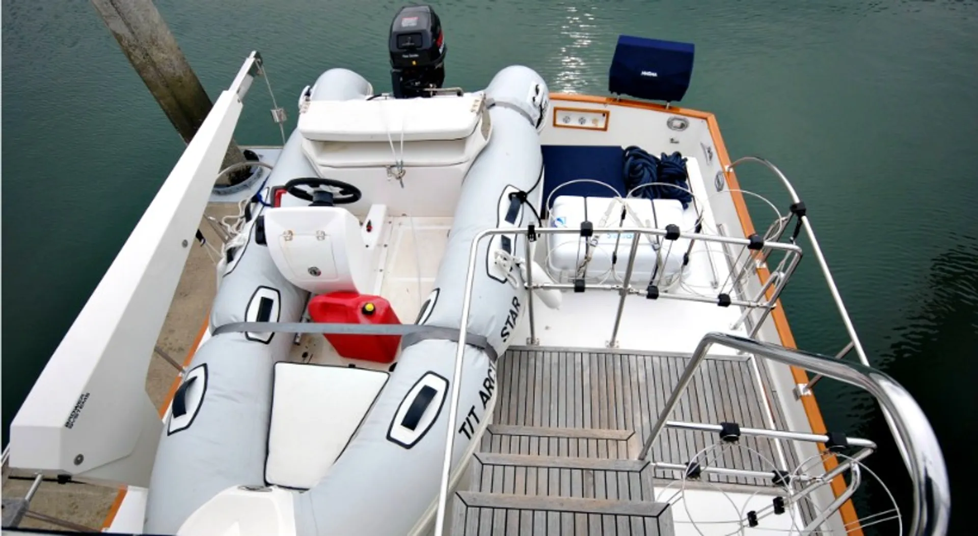 Grand Banks Heritage 46 CL in Bellingham, WA — photo 6