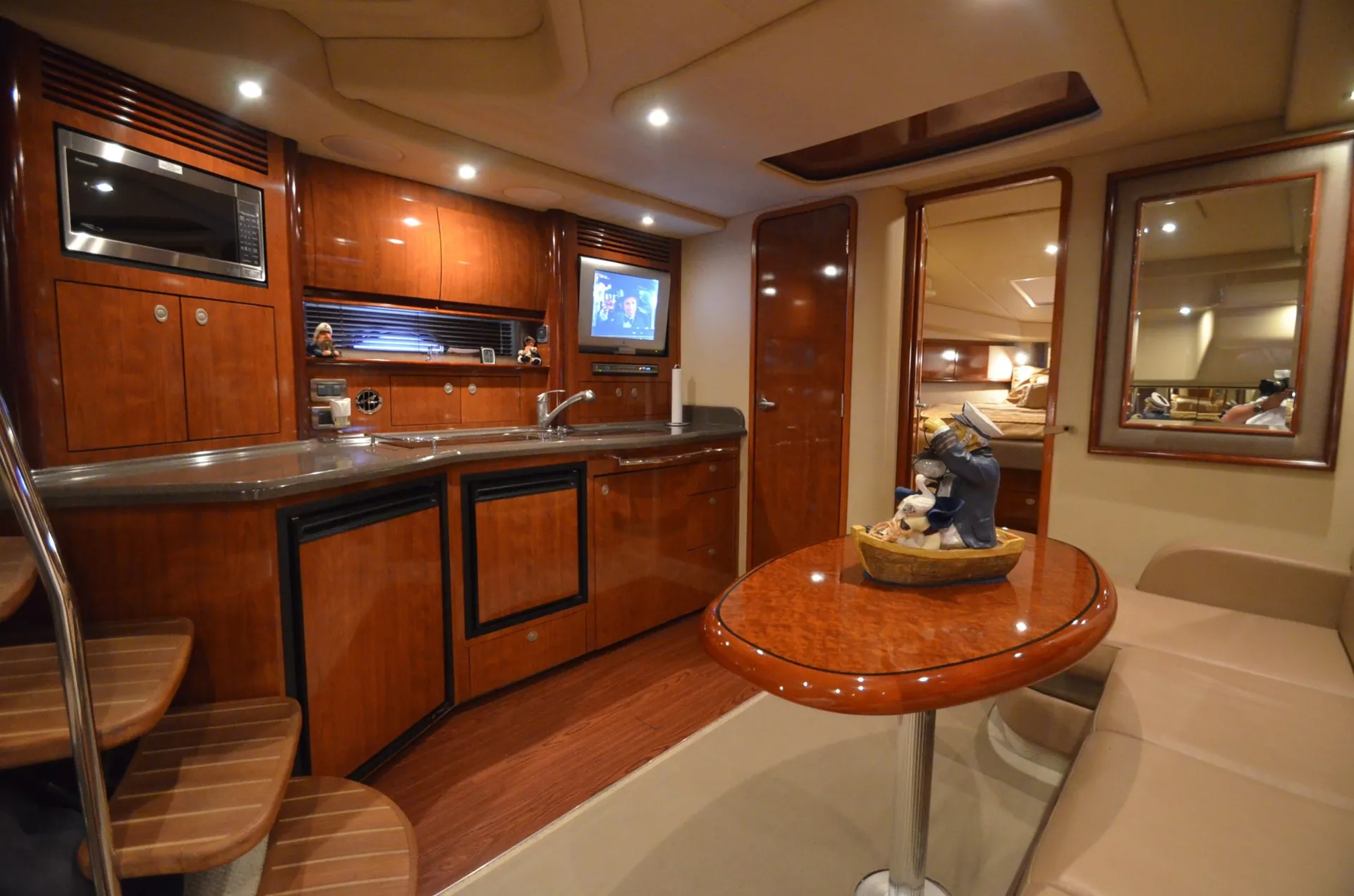 43’ Searay Sundancer Sport Yacht Newport Harbor Cruise