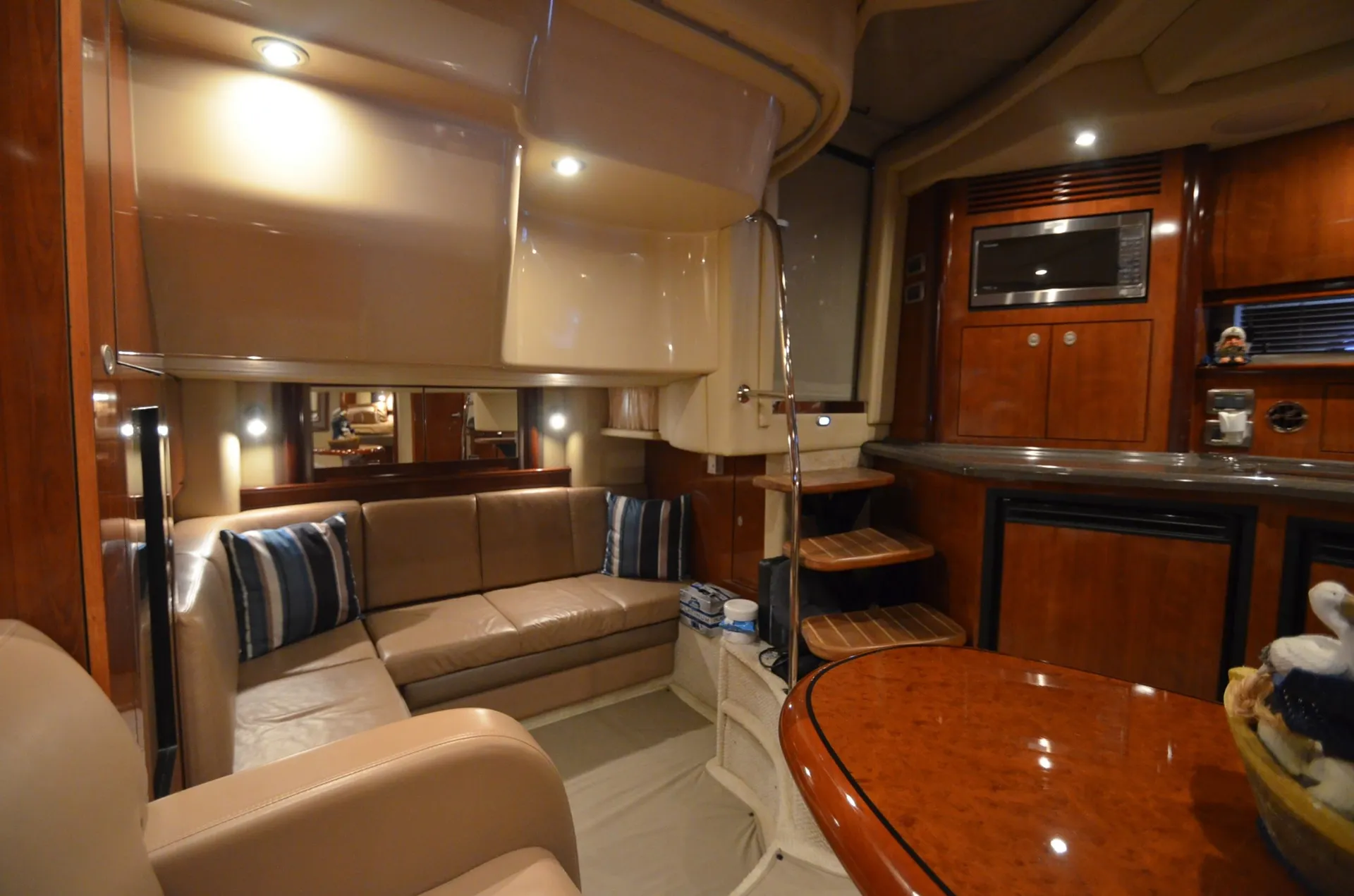 43’ Searay Sundancer Sport Yacht Newport Harbor Cruise