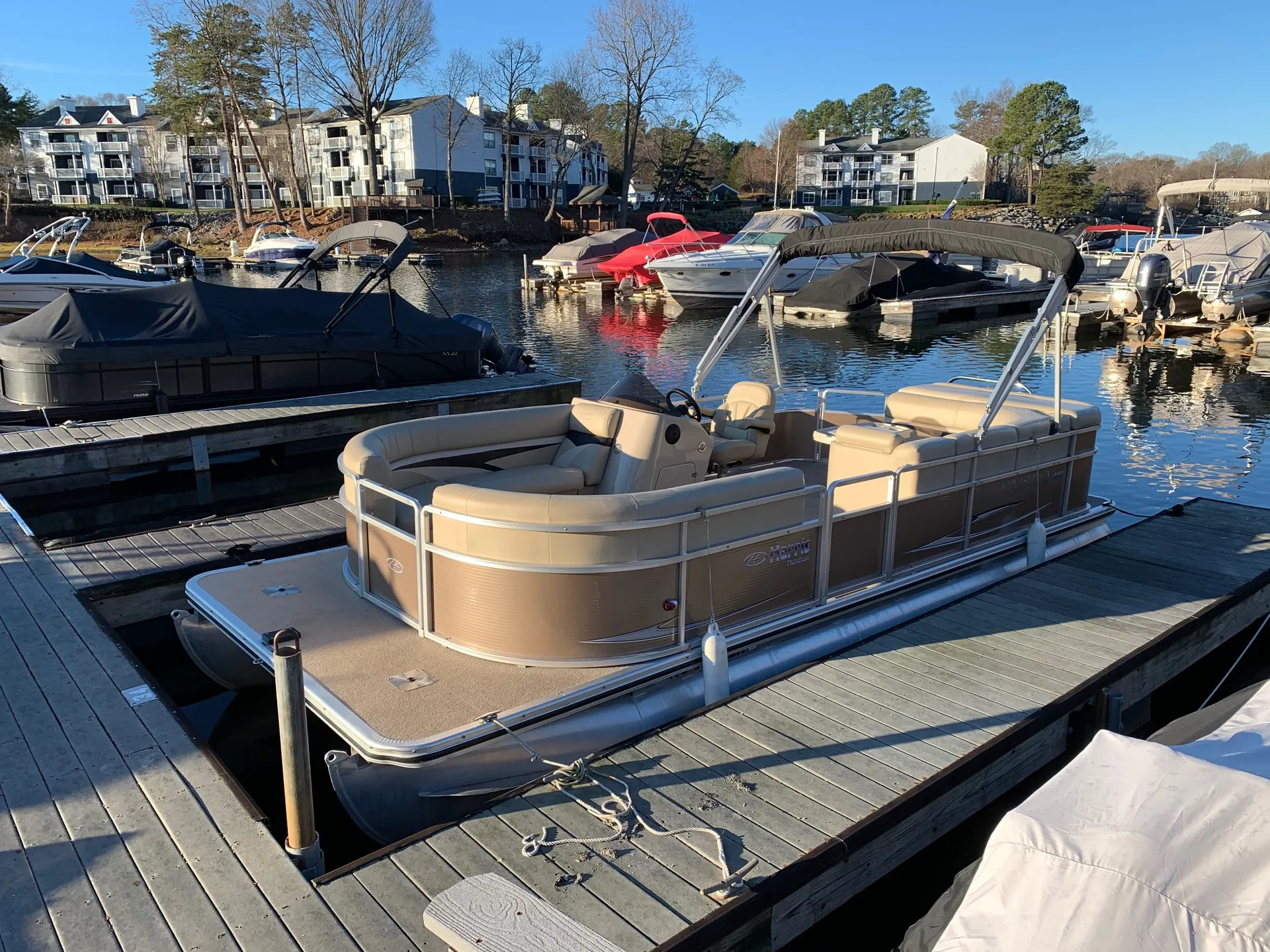 Harris FloteBote 220 Cruiser CX  in Sherrills Ford, NC — photo 2