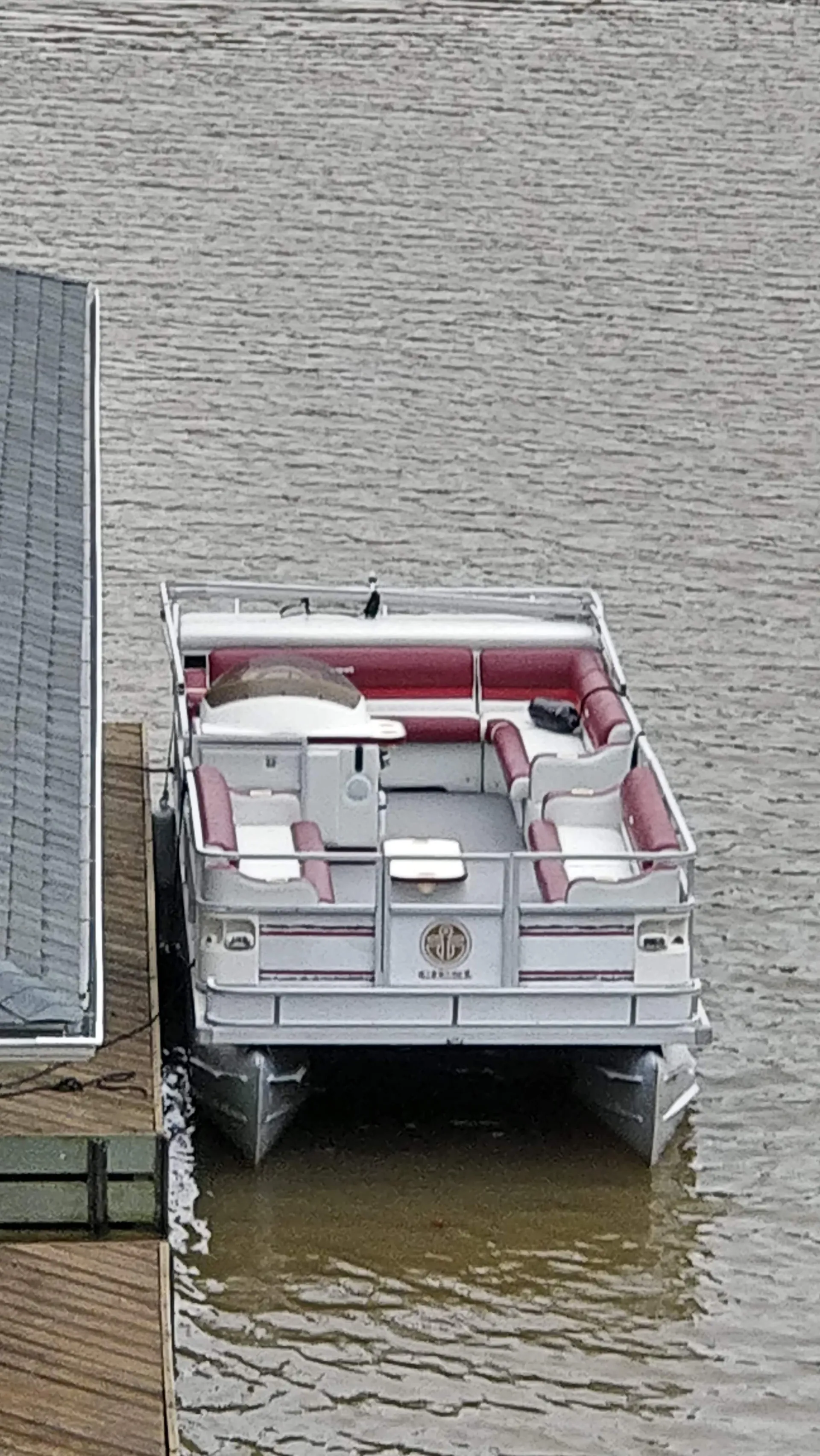 Crest Pontoons 25 Crest II Dlx. in Leasburg, NC — photo 5
