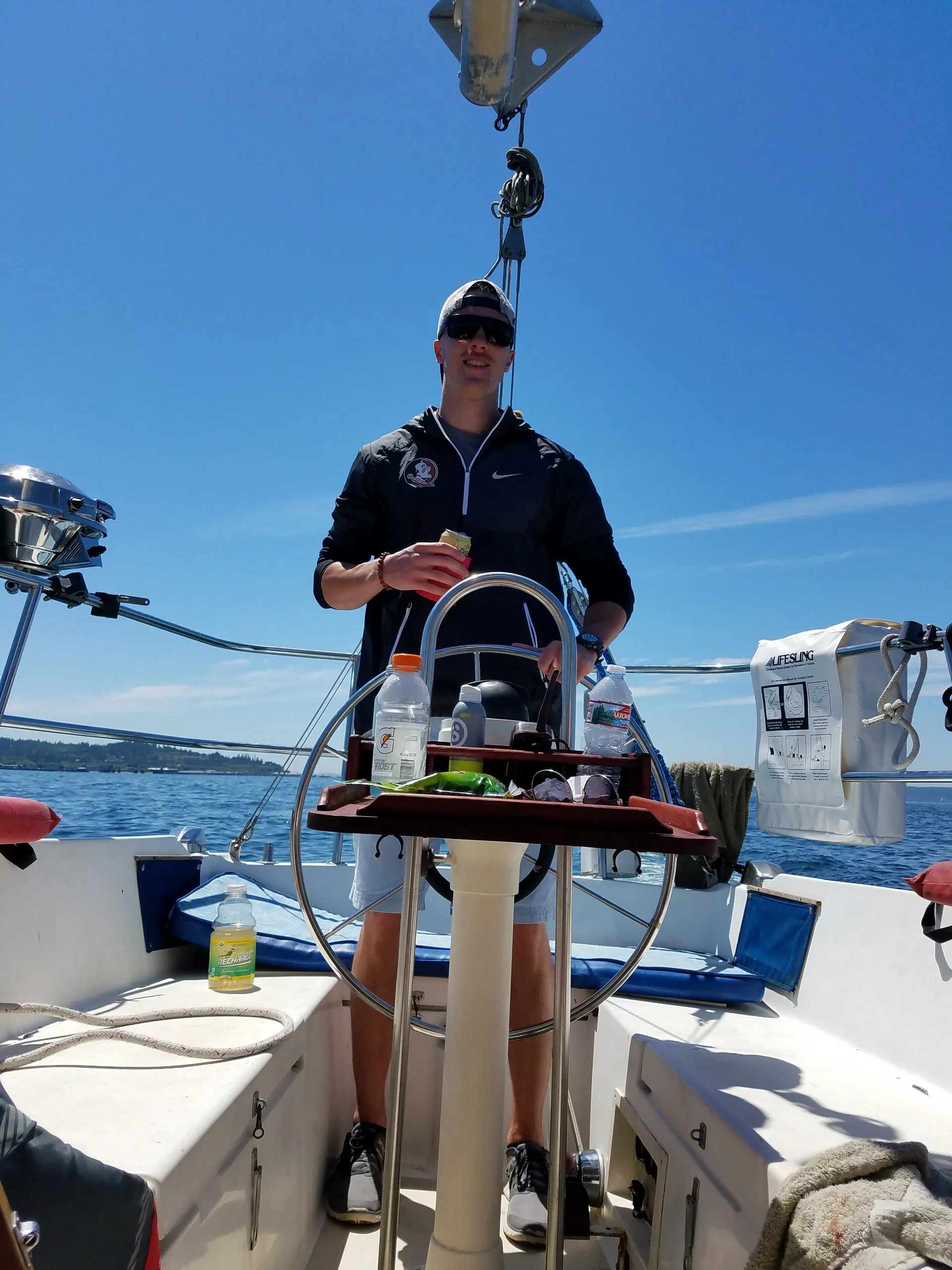 Catalina 30 in Oak Harbor, WA — photo 3