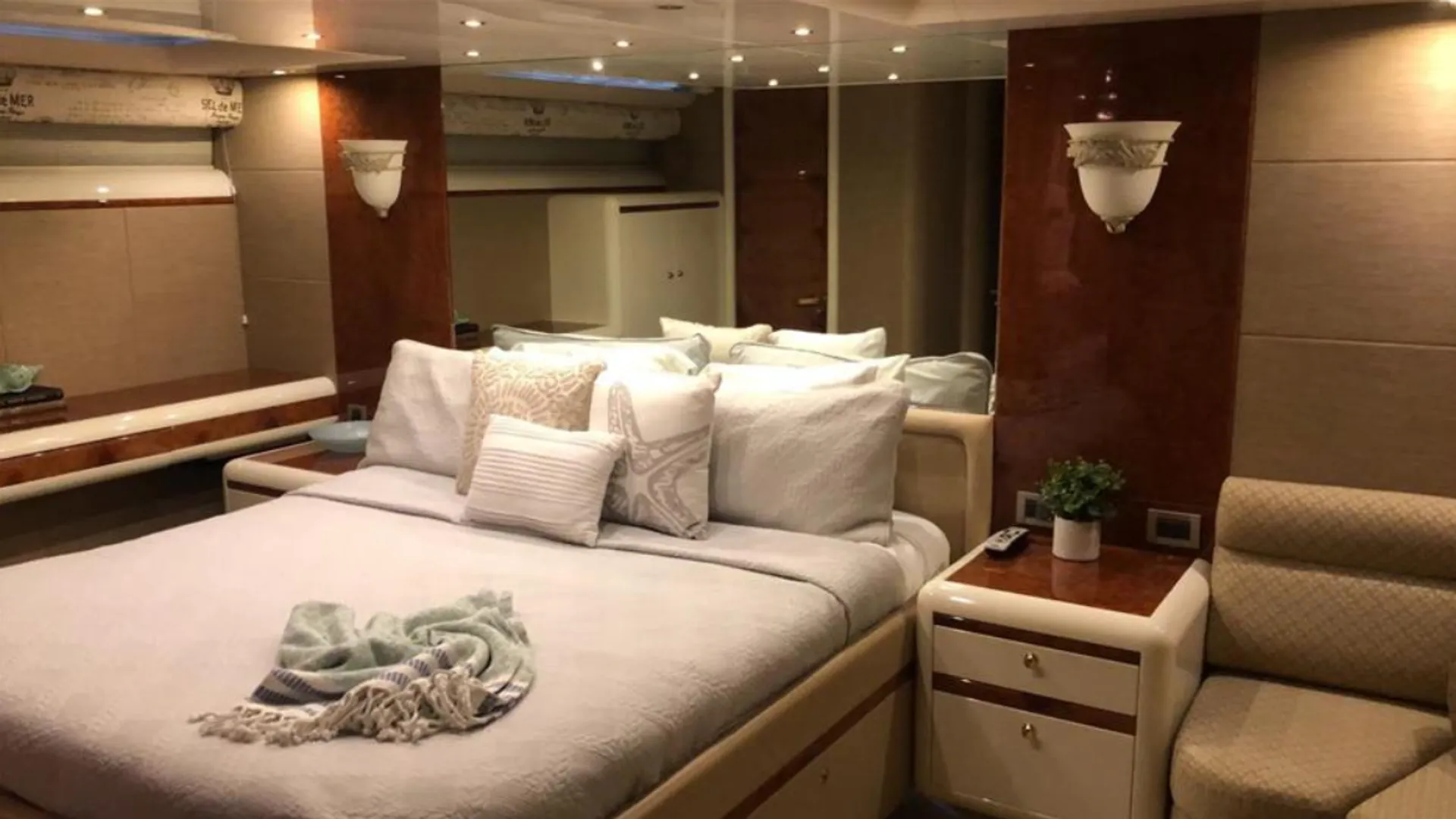 Lazzara Marine 76 in Fort Lauderdale, FL — photo 4