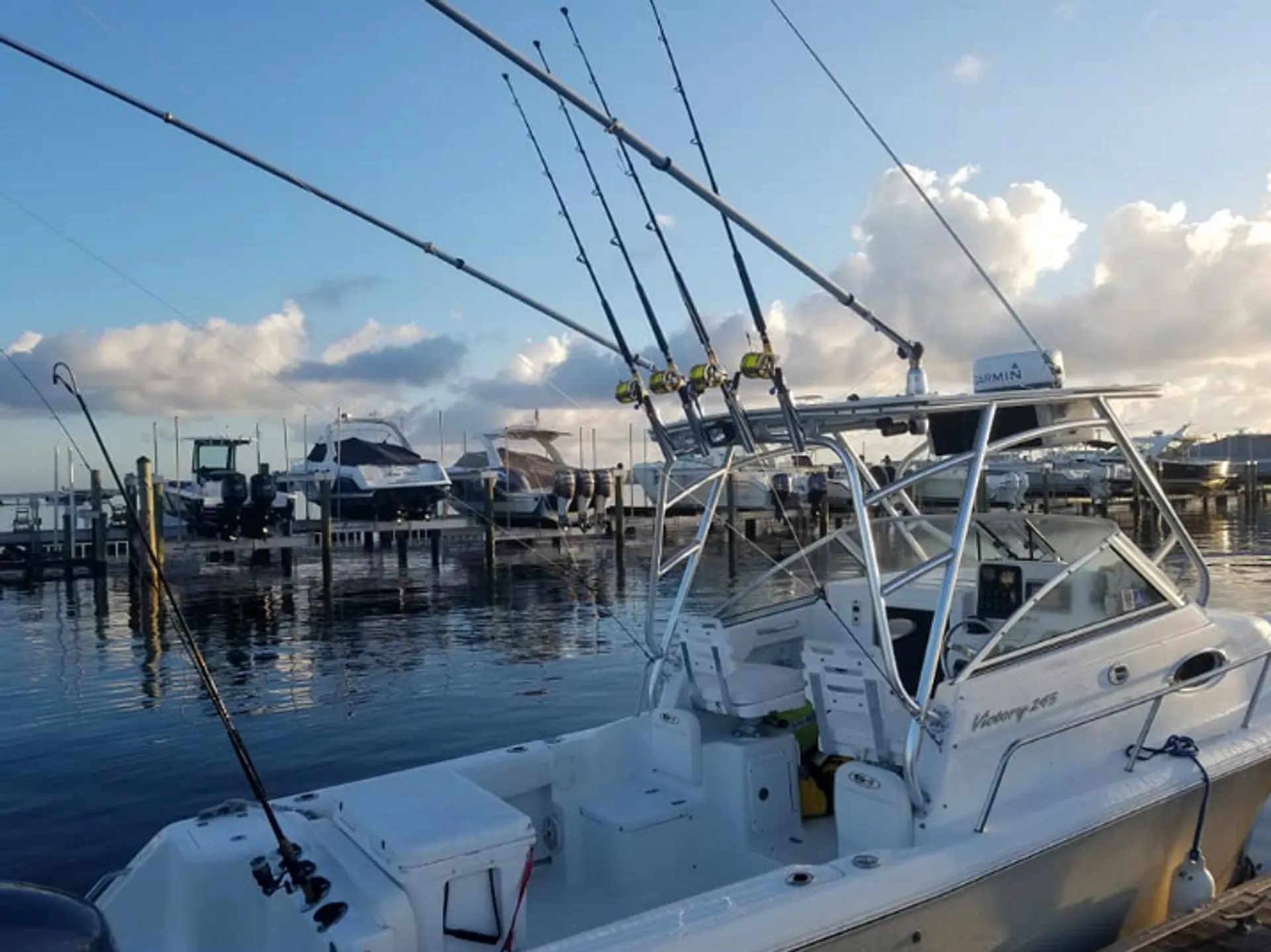 Sea Hunt Boats Victory 245 in Lantana, FL — photo 3