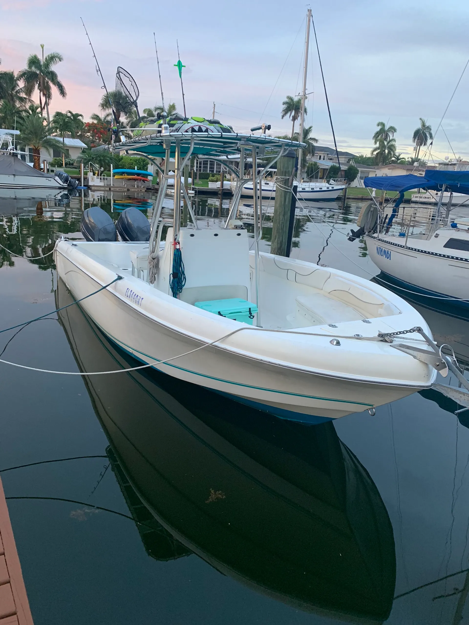 Sea Chaser by Carolina Skiff 2400 CC (Dual rigging) in Fort Lauderdale, FL — photo 6