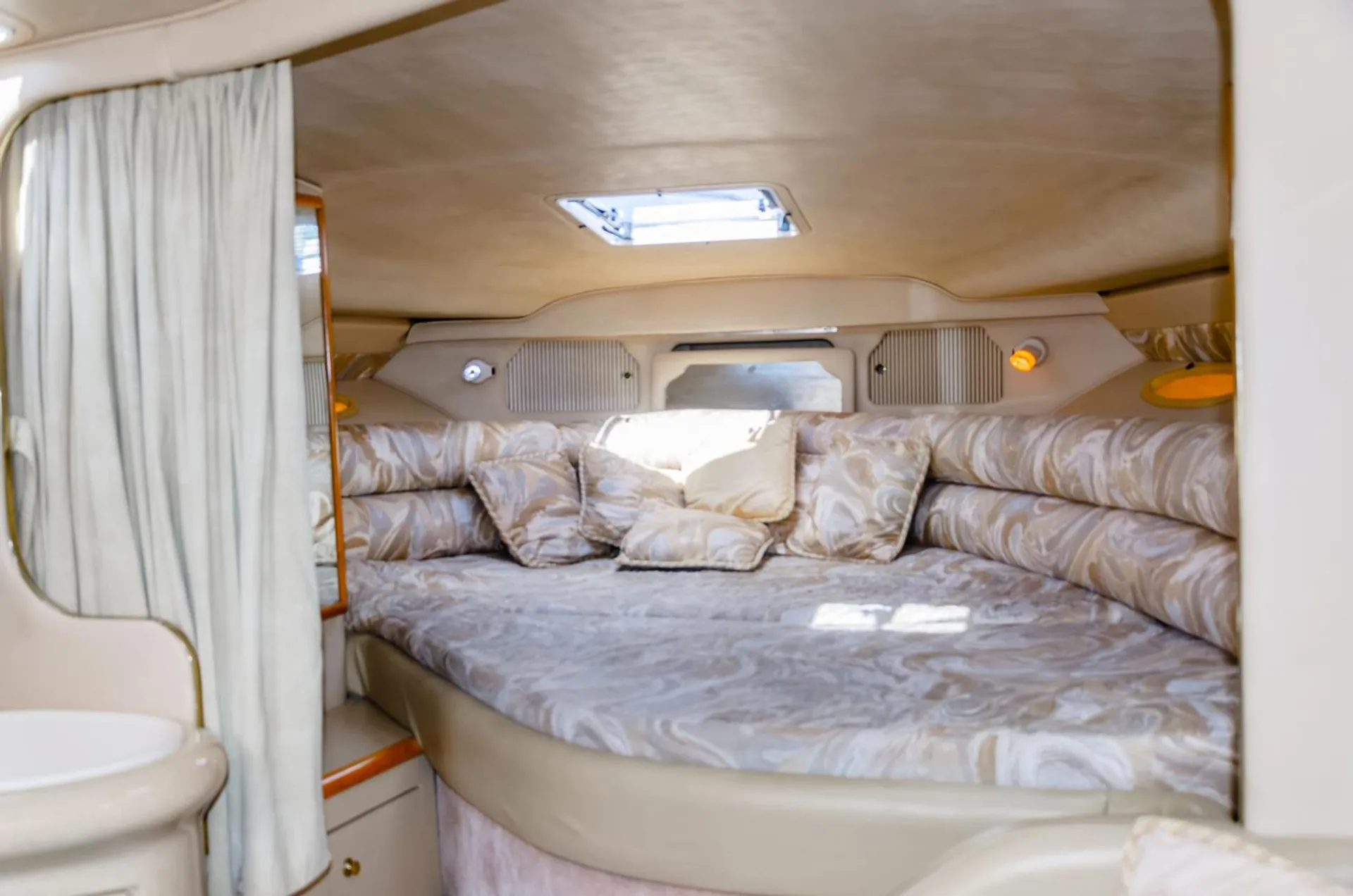 A perfect Sea Ray for you in Miami, FL!