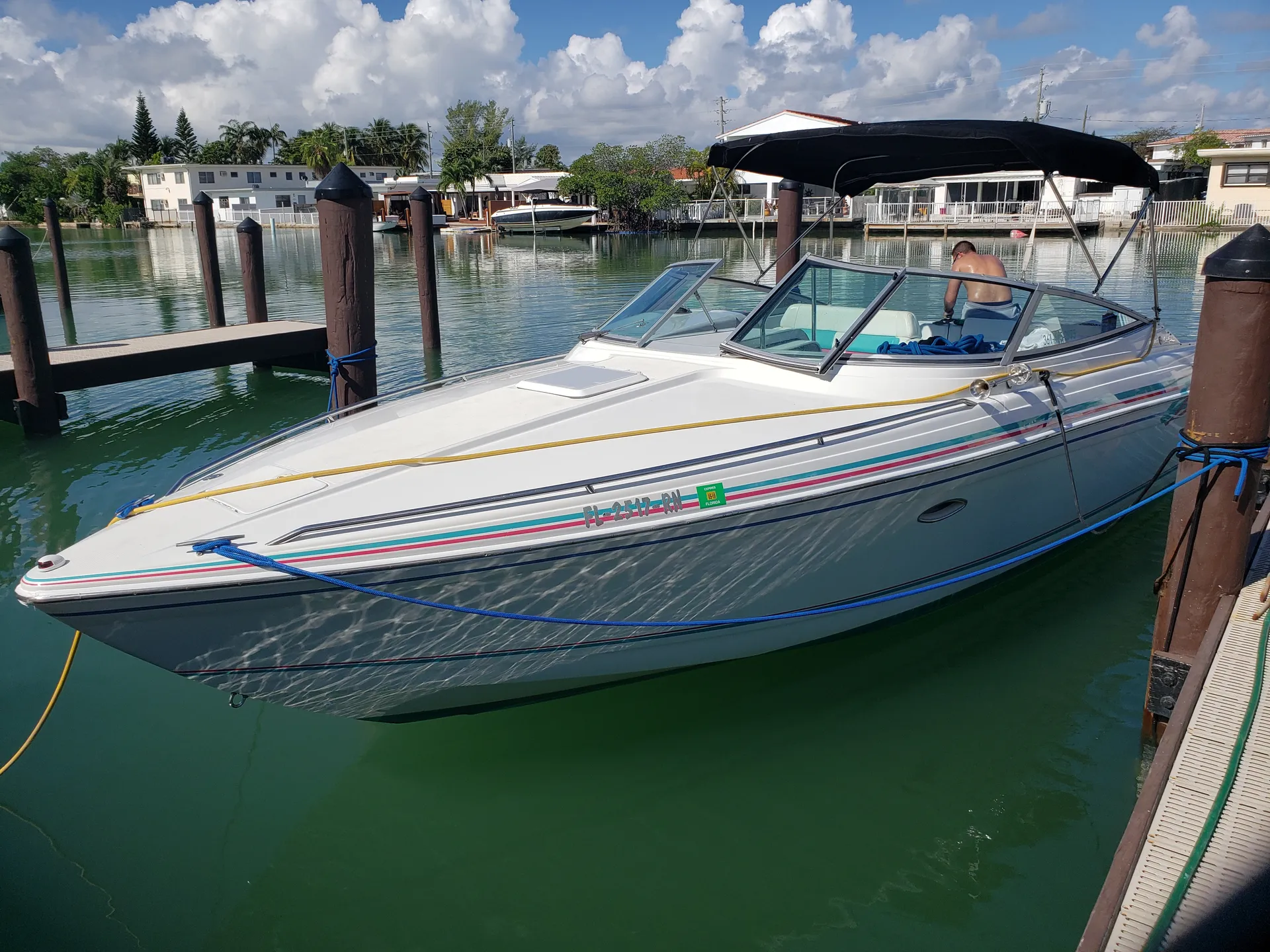 Formula by Thunderbird F280 Sun Sport in Miami Beach, FL — photo 4