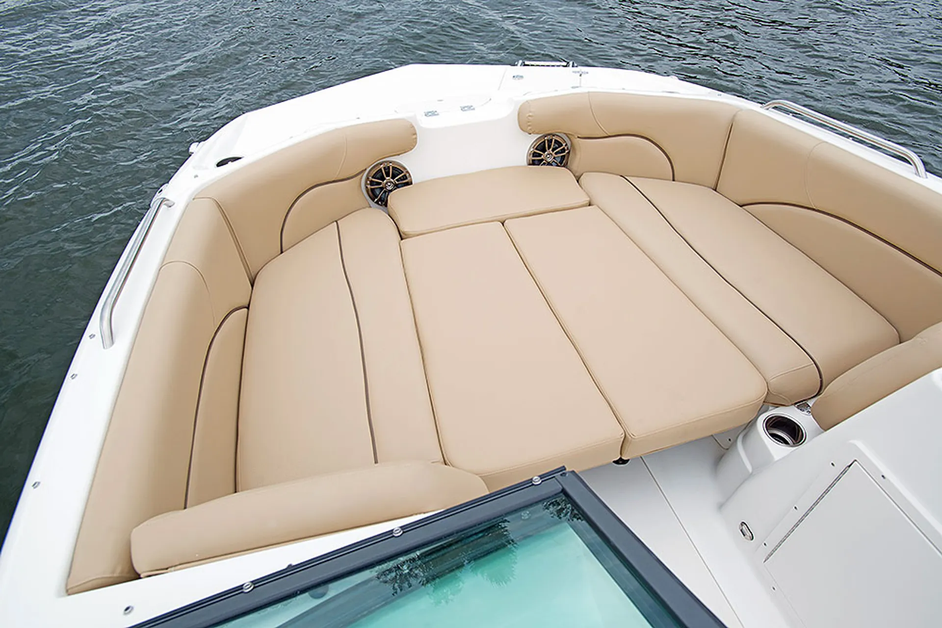 Gorgeous 85k Fully Loaded Fast, Spacious, Daily, Multi-Day Rentals!