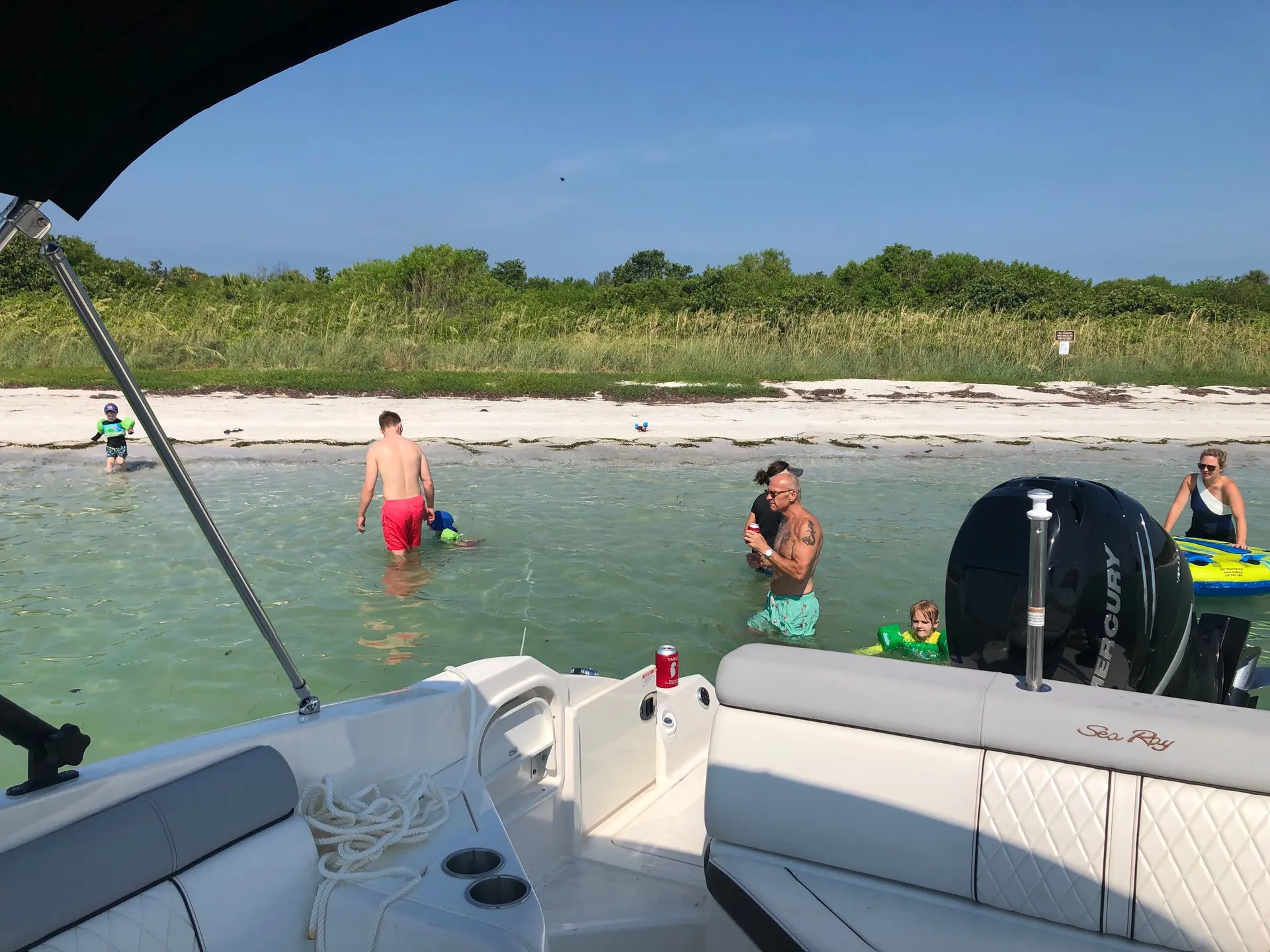 Sea Ray Boats 270 Sundeck w/300XL Verado in Bradenton, FL — photo 9