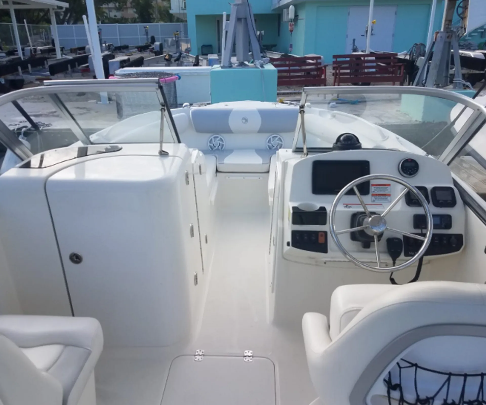 Edgewater Powerboats 190 IS in Islamorada, FL — photo 3
