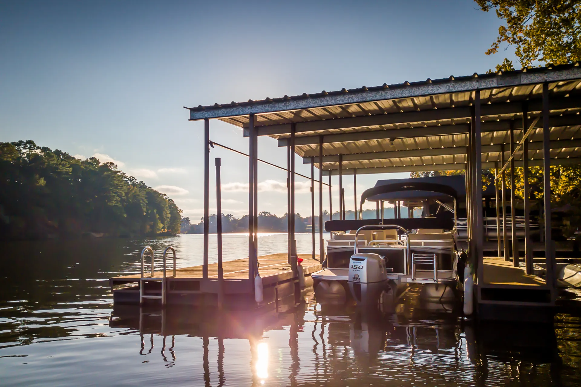 Avalon Pontoons 22' LSZ Cruise in Hot Springs, AR — photo 5