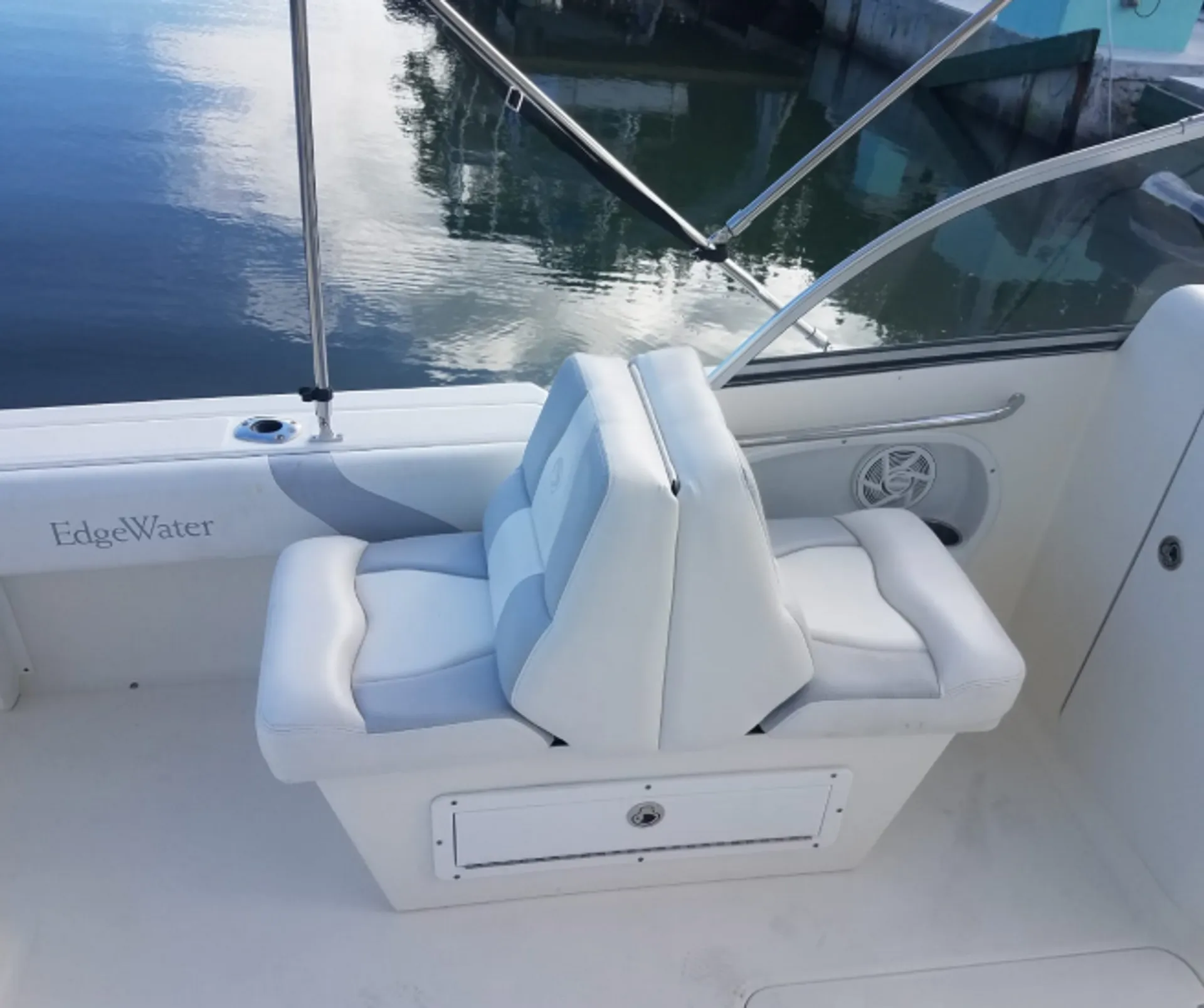 Edgewater Powerboats 190 IS in Islamorada, FL — photo 8