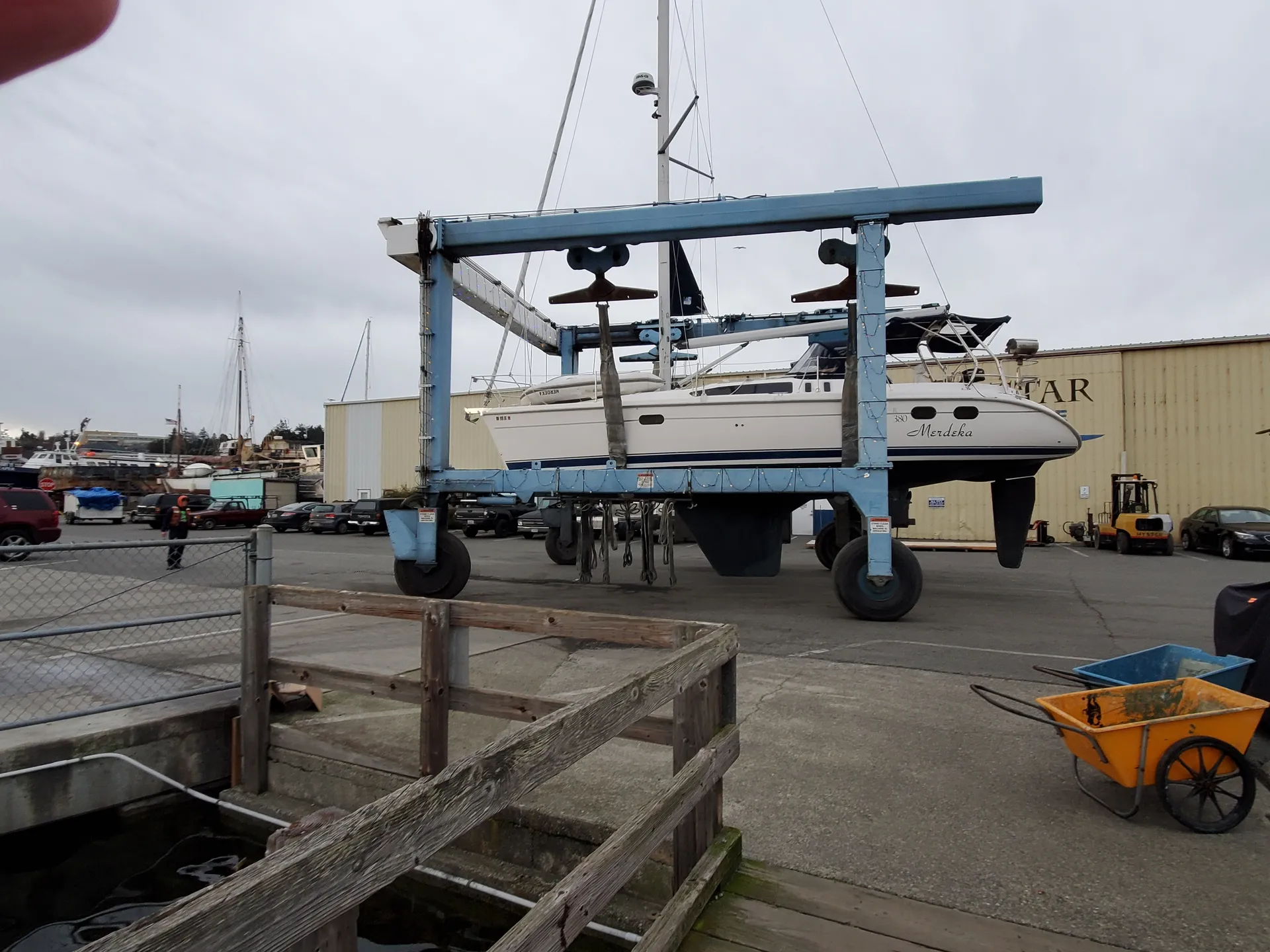 Hunter Hunter 380 in Seattle, WA — photo 3