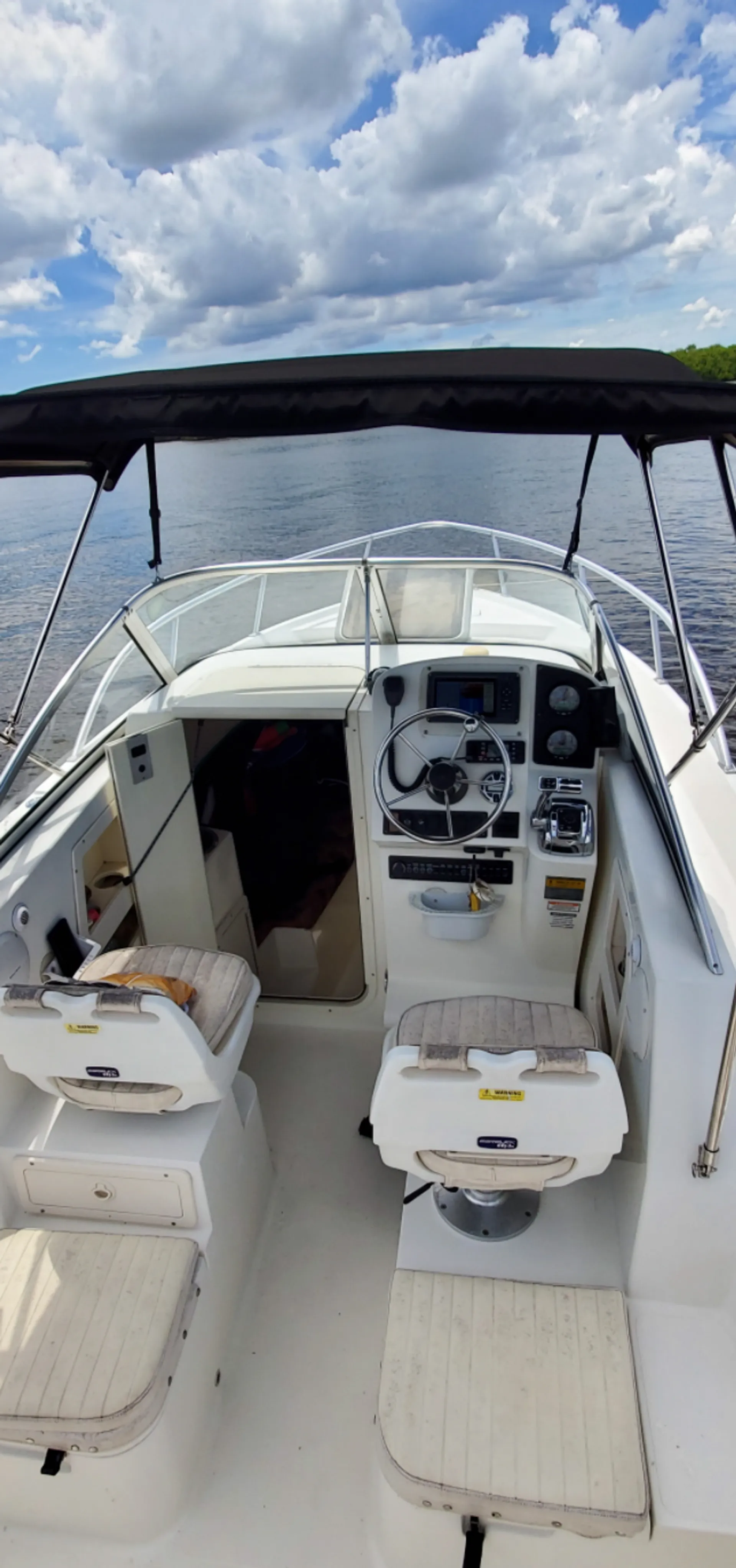 Mako Marine 215 Cabin  in St. Petersburg, FL — photo 6