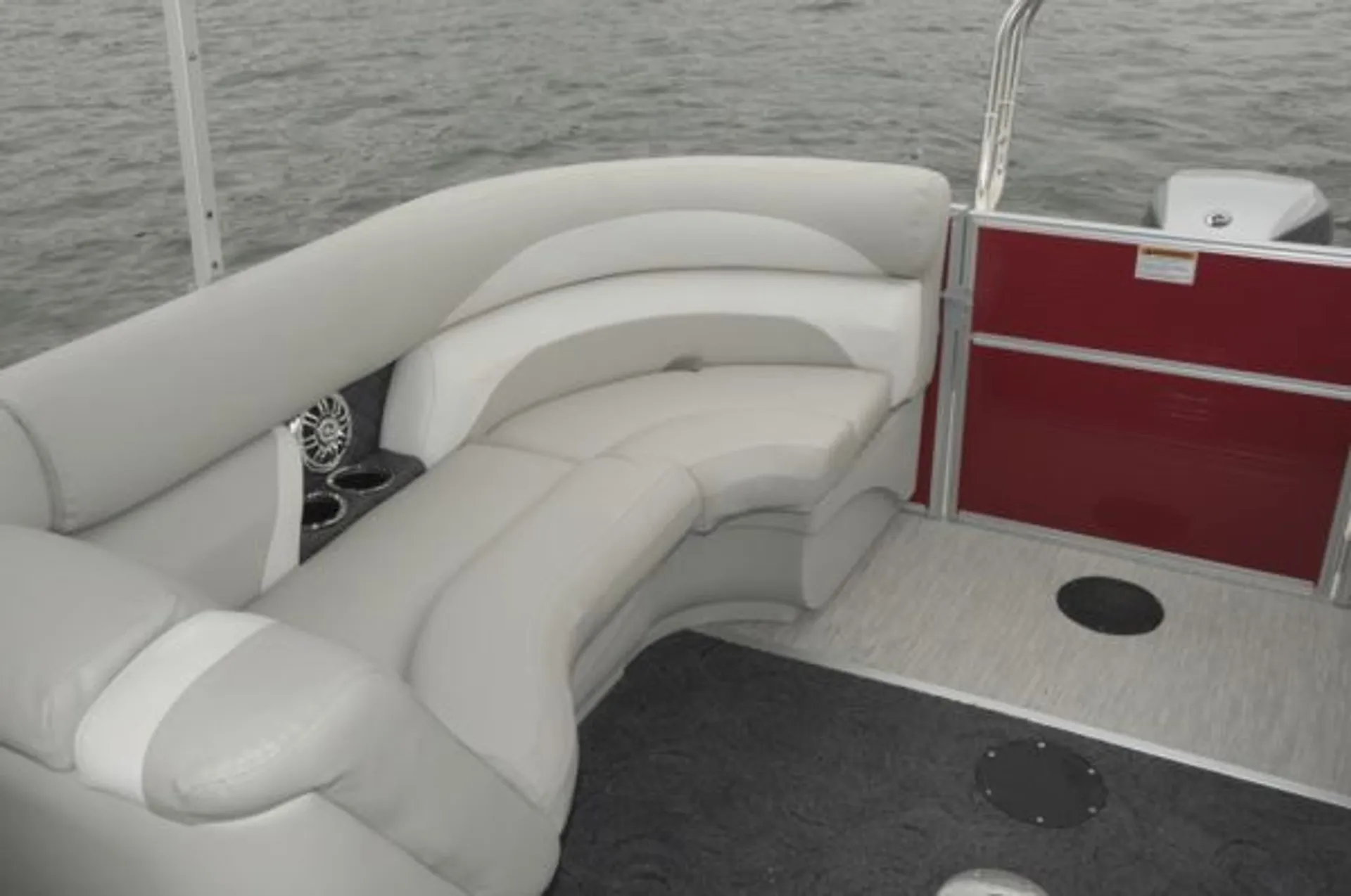 Starcraft Marine SLS 3 in Boulder City, NV — photo 6