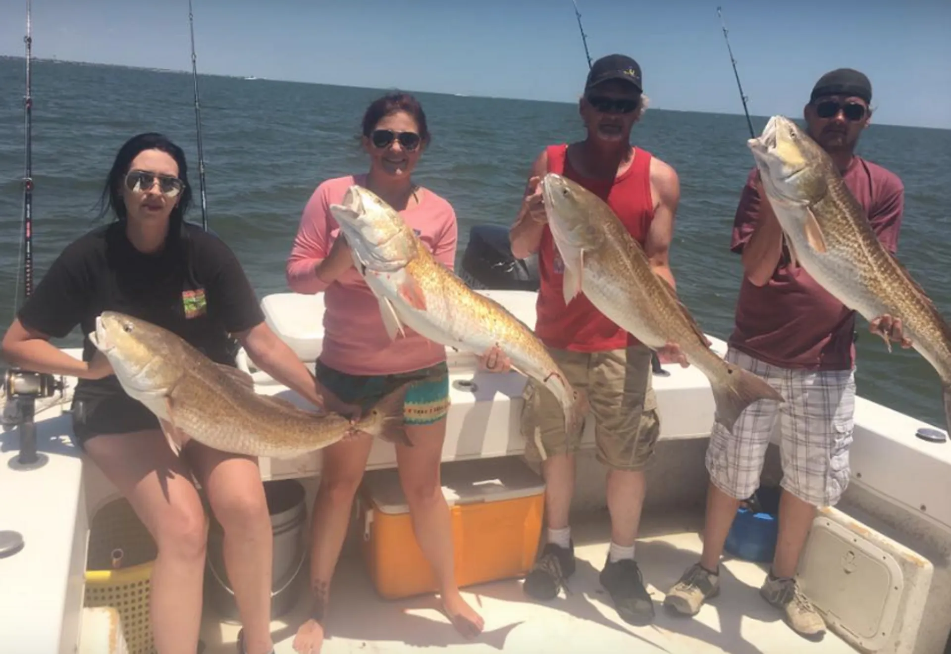 Twin Vee 30' in Freeport, TX — photo 2