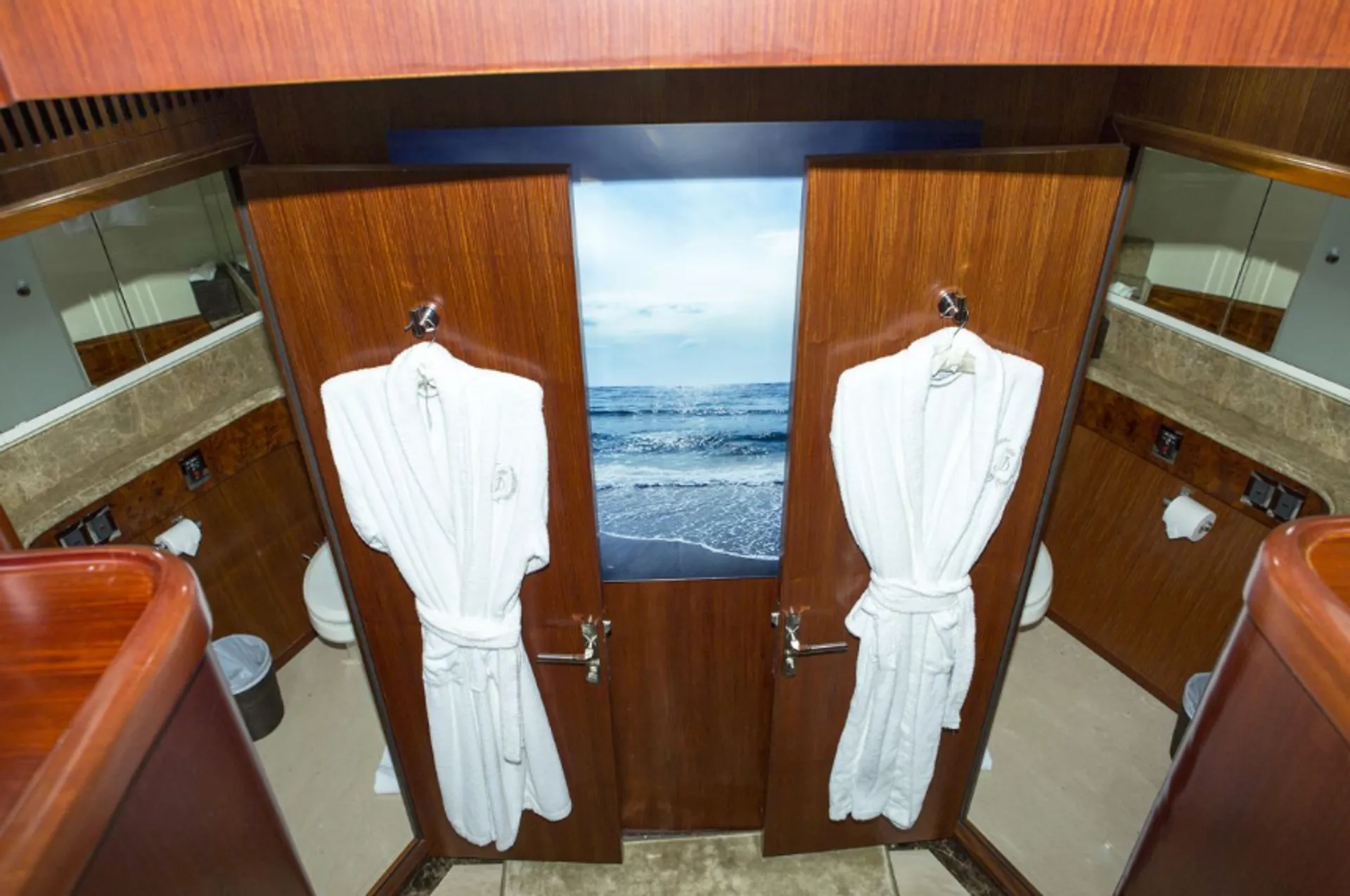 Johnson 104 in Miami, FL — photo 10