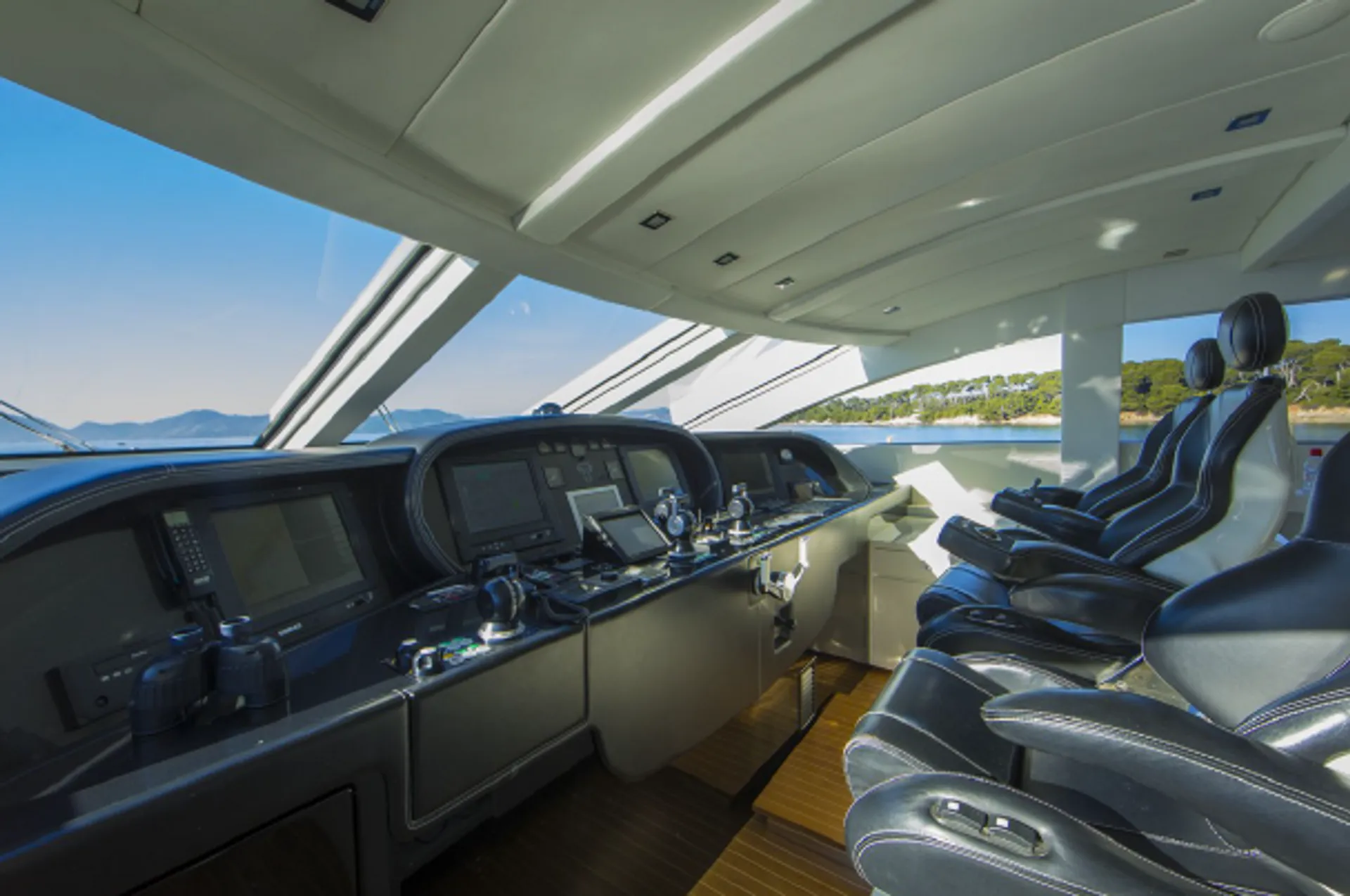 Canitieri Leopard in Miami, FL — photo 4