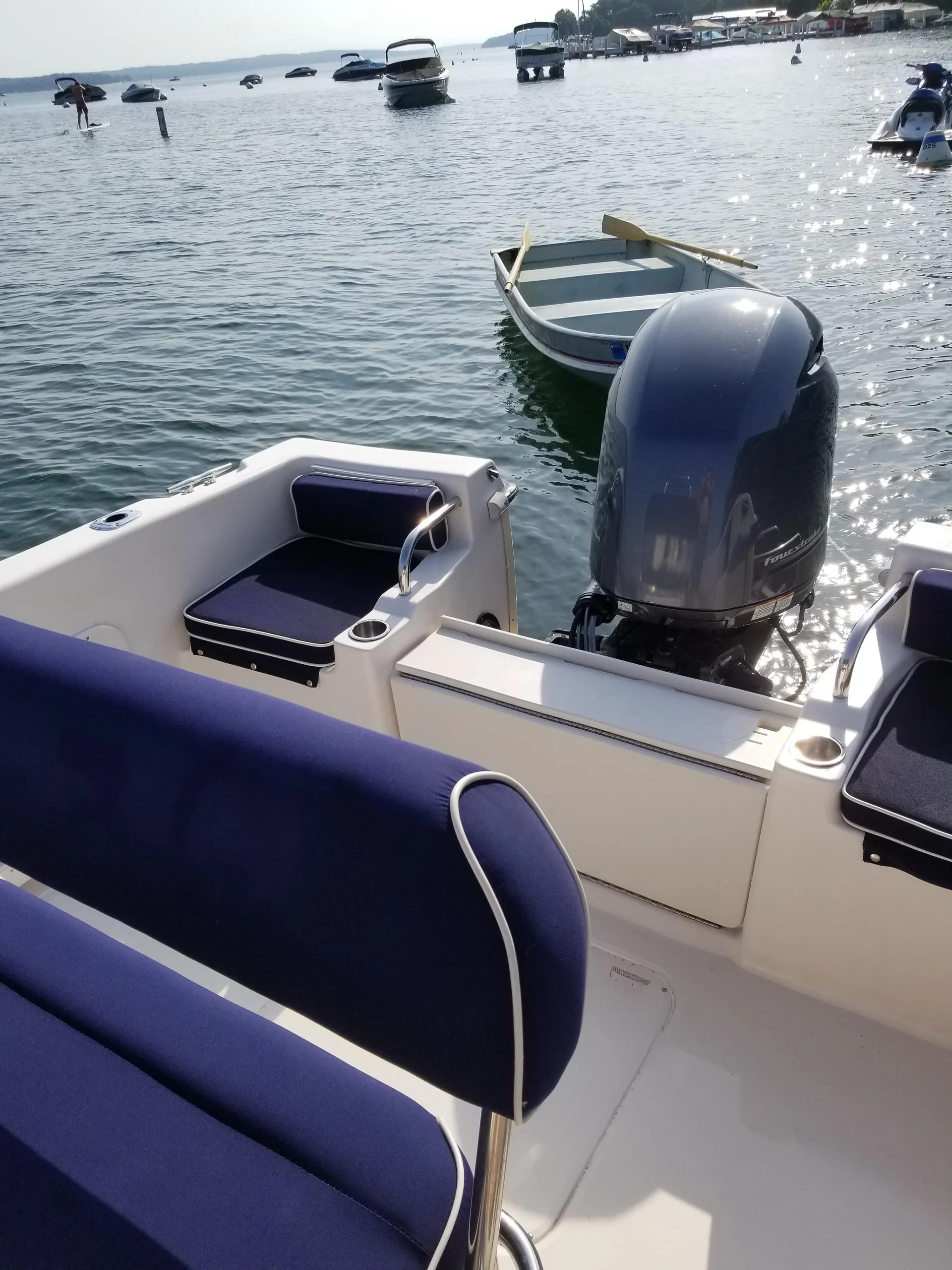 Grady-White Boats 209 Escape w/F150 Yamaha in Fontana-on-Geneva Lake, WI — photo 8