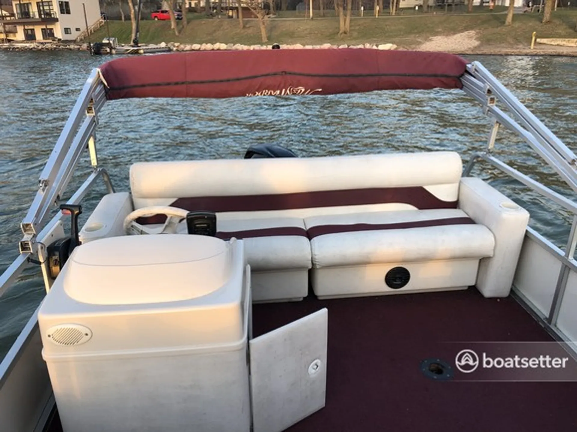 Misty Harbor  model 16 in Clear Lake, IA — photo 2