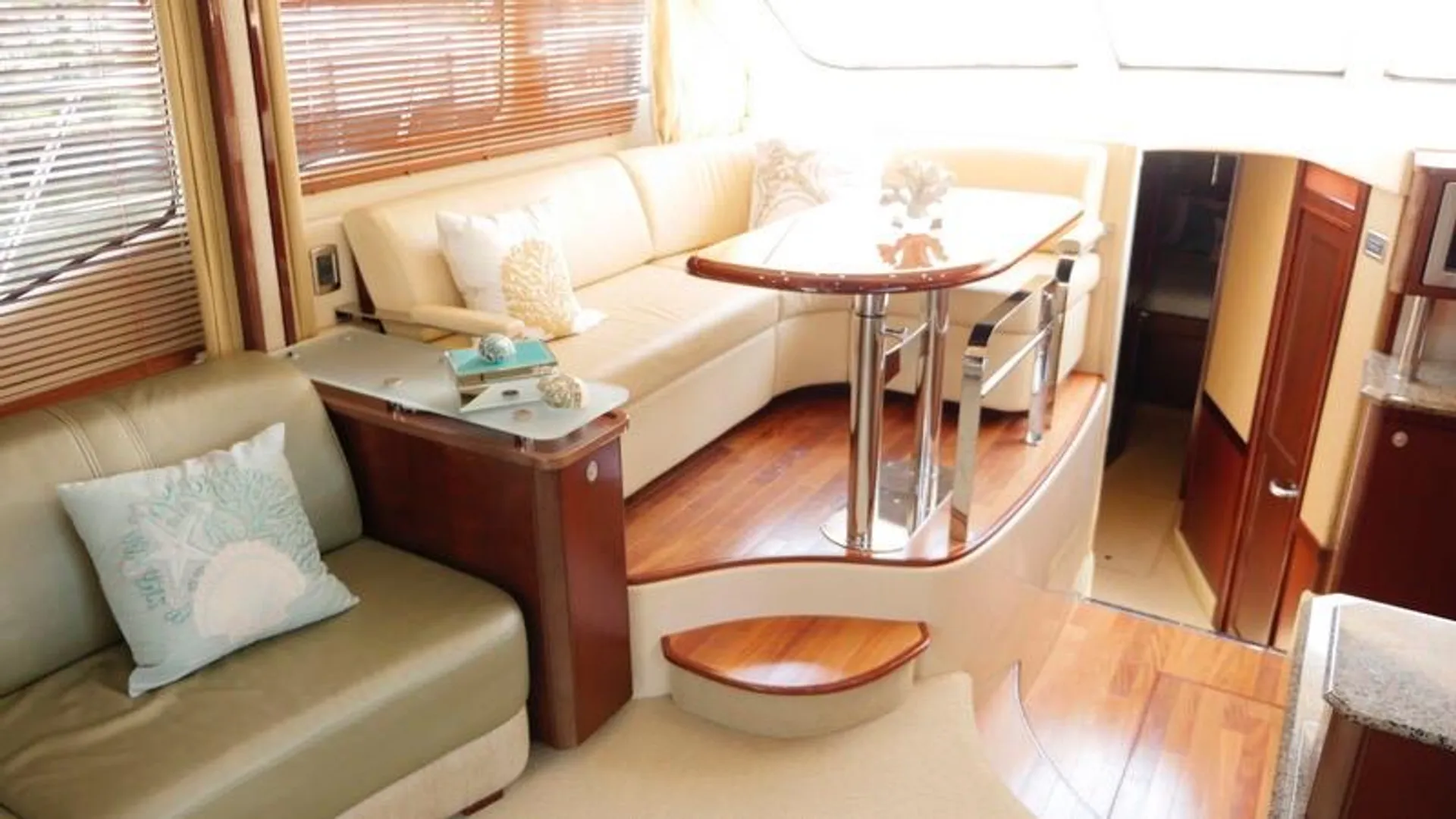 Sea Ray Boats Sedan Bridge 55 in Miami, FL — photo 9