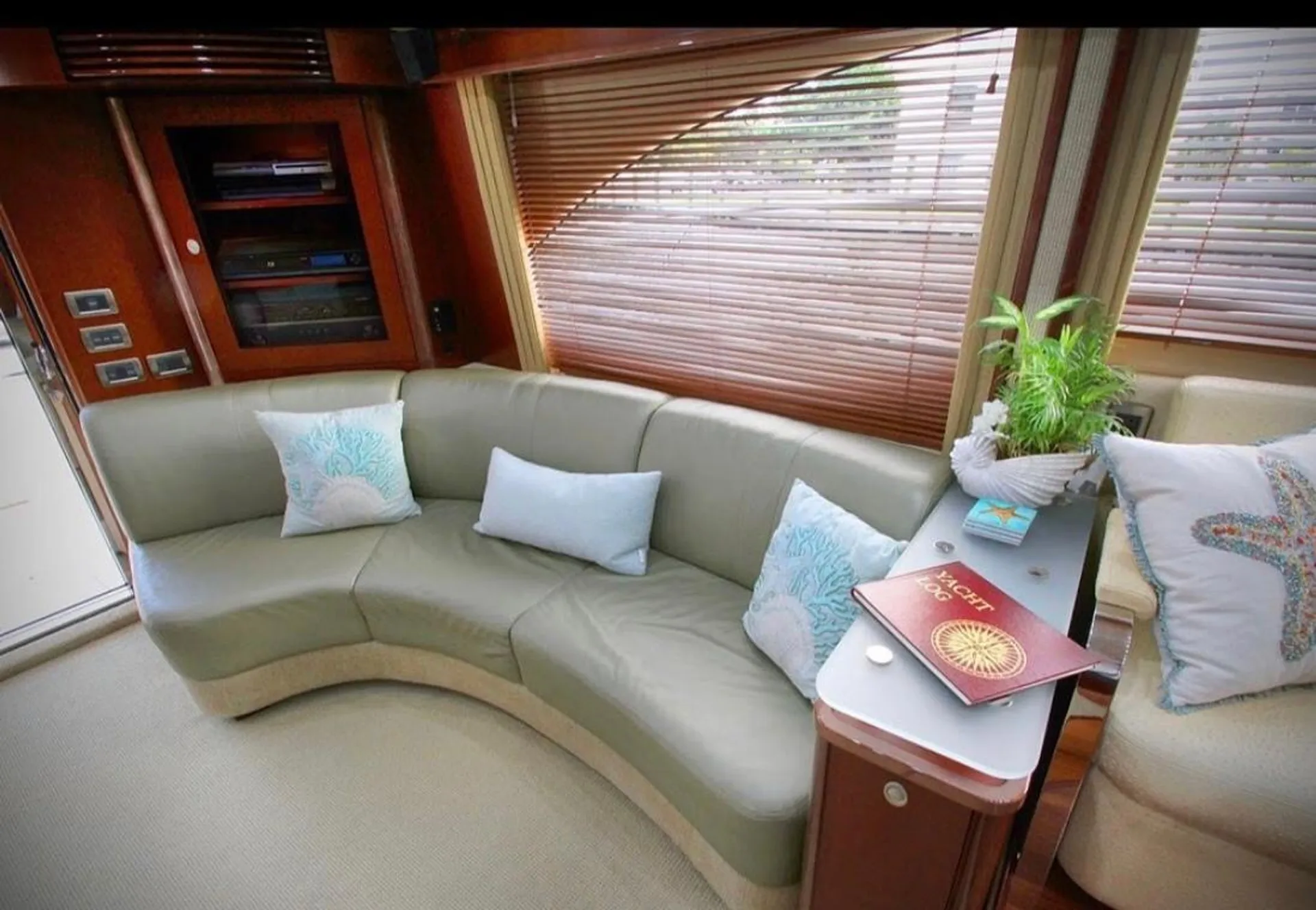 Sea Ray Boats Sedan Bridge 55 in Miami, FL — photo 10