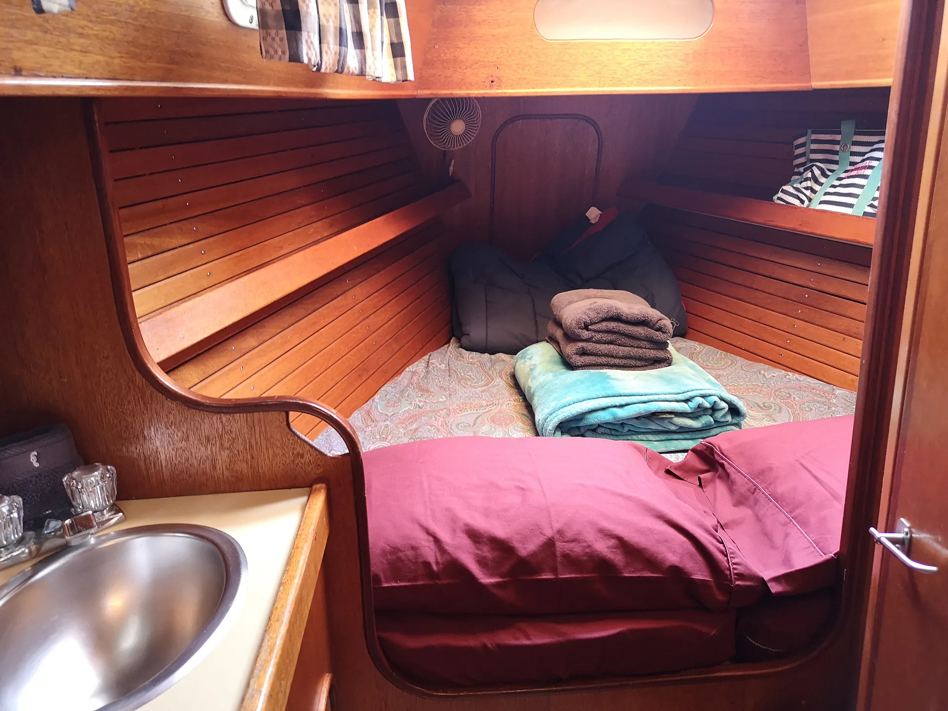 "Equinox" - Center of the Sun - Lippincott 30'