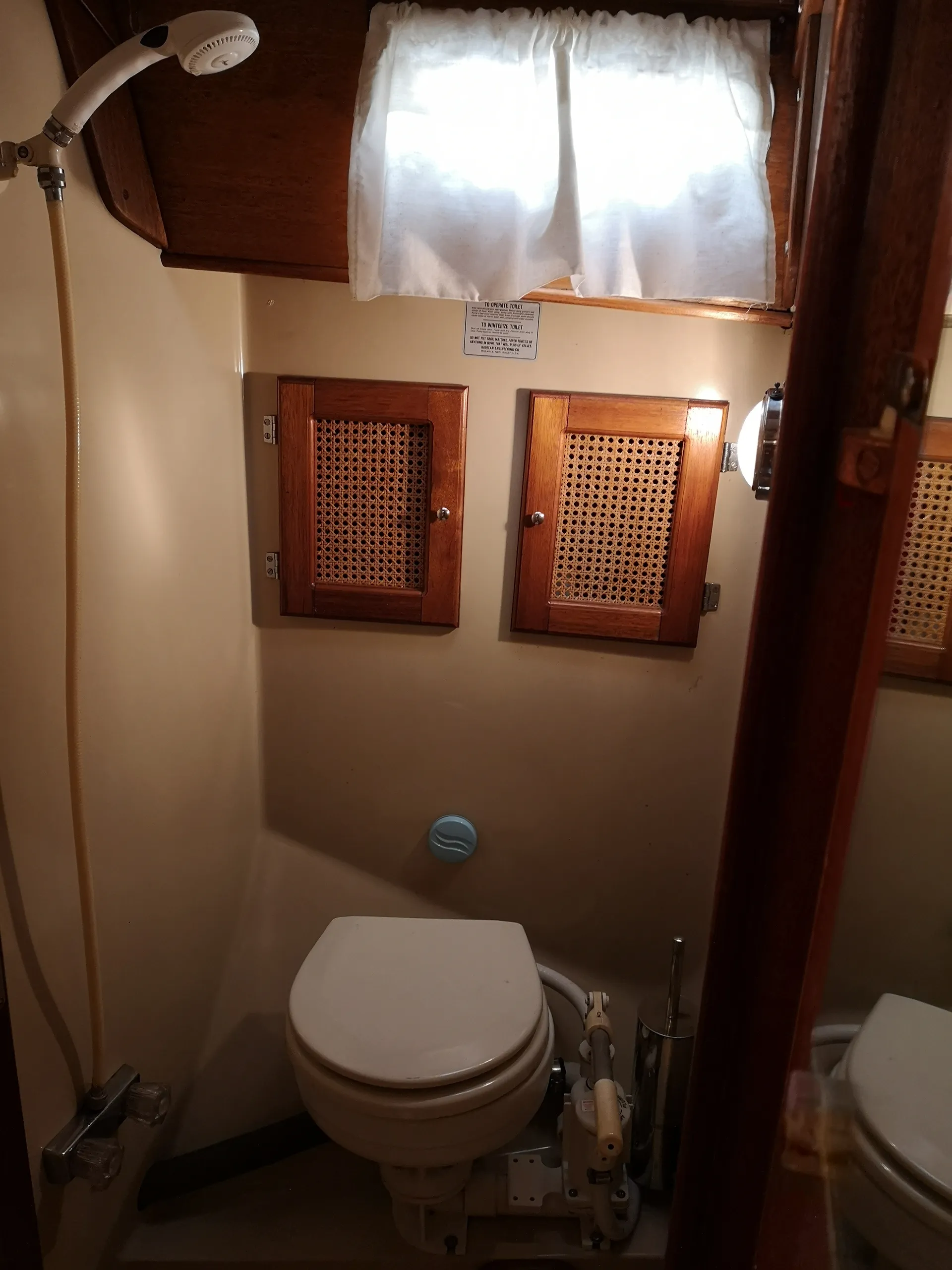 "Equinox" - Center of the Sun - Lippincott 30'