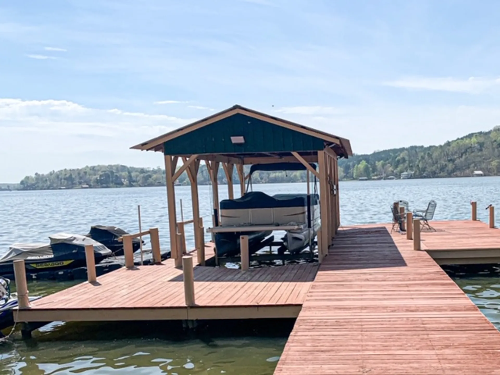 Godfrey   24' Sweet Water Pontoon Boat in Cherokee County, AL — photo 3