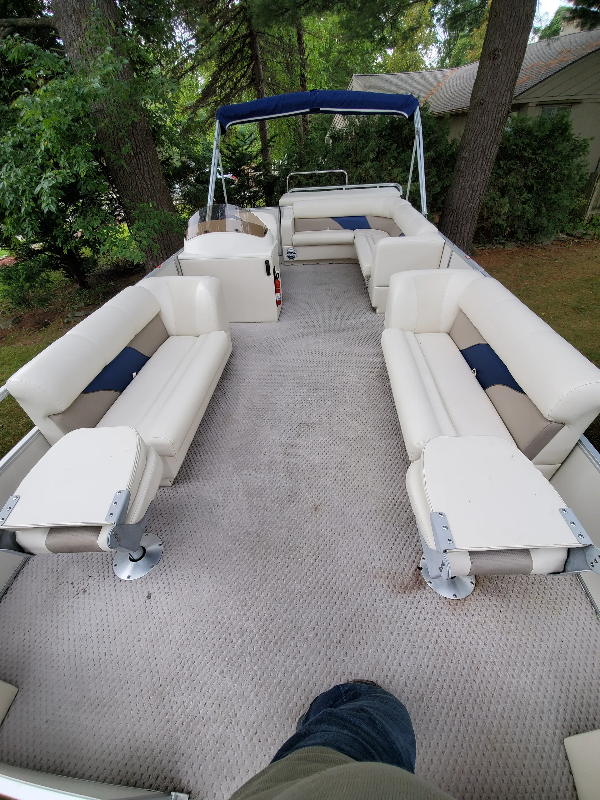 Crest Pontoons 22 Crest II XRS in Cadillac, MI — photo 4