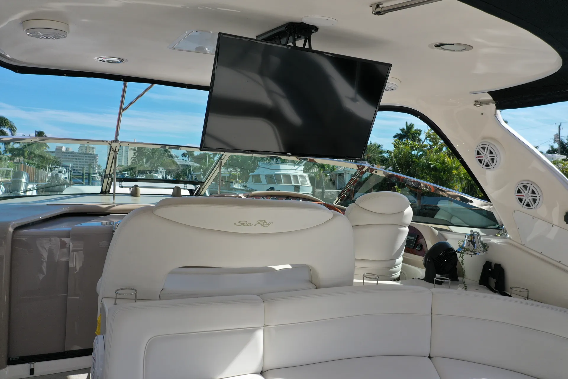 51’ custom yacht Voted best charter in south Florida  (Jokers Wild) 