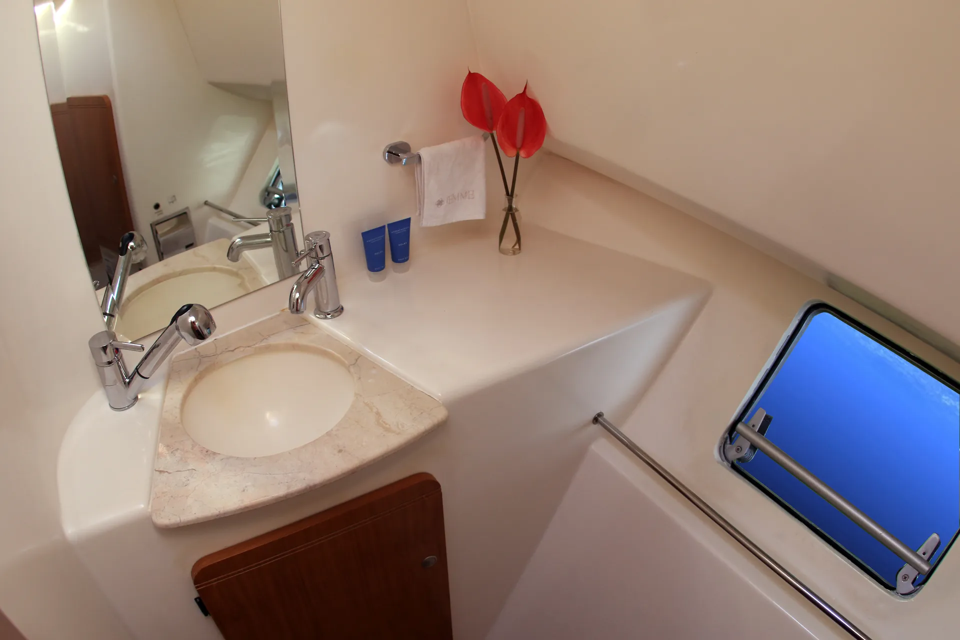 Other Sailing Catamaran in Denpasar Selatan, Bali — photo 8